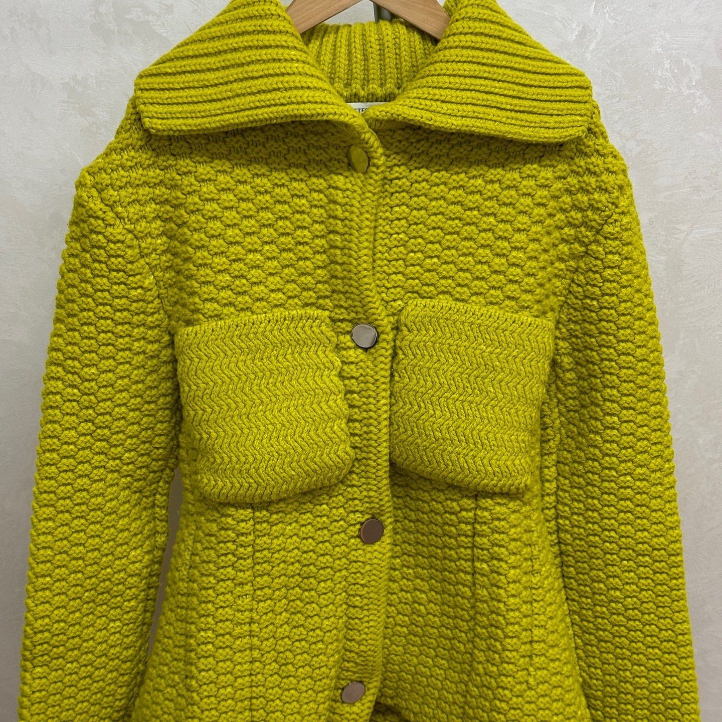 Bottega Veneta Bottega Veneta Textured Knit Cardigan Size XS Size XS / US 0-2 / IT 36-38 - 1 Thumbnail