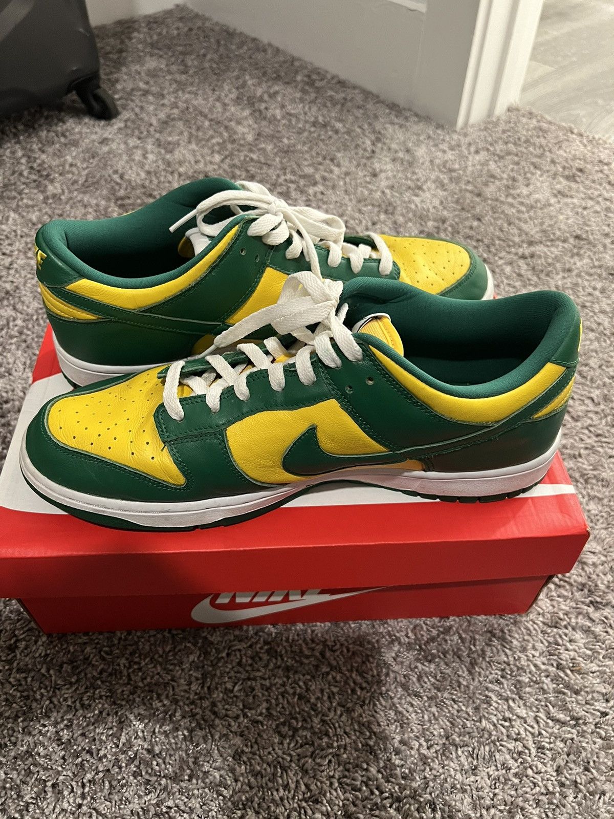 Nike Brazil Nike dunks Size US 12 / EU 45 - 1 Thumbnail