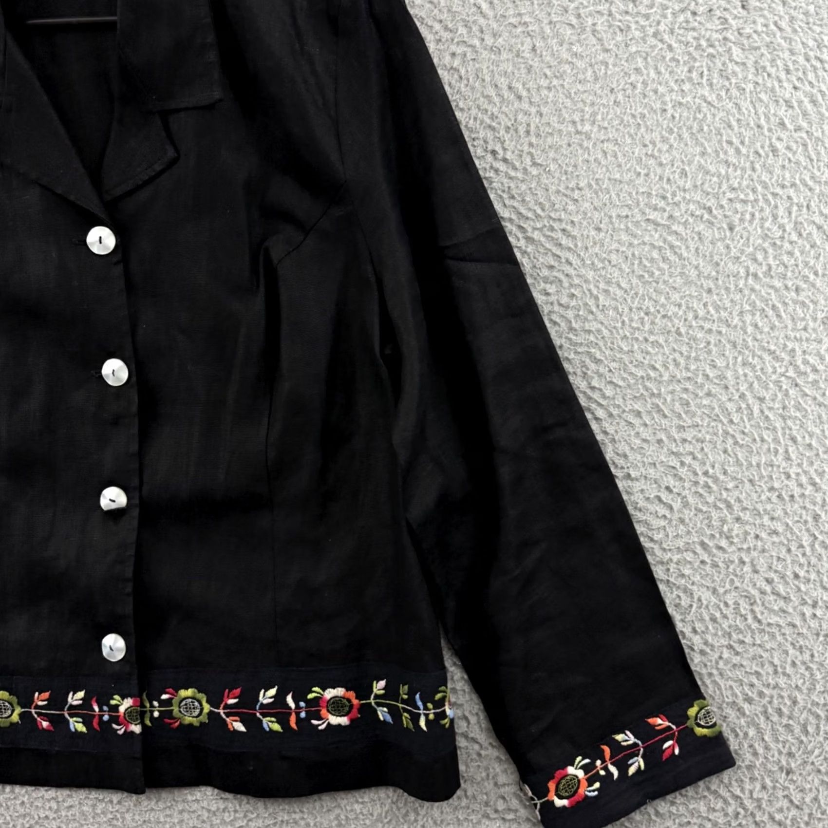 Vintage VINTAGE Clio Shirt Womens Large Black Linen Embroidered Button Boho Cottagecore Size M / US 6-8 / IT 42-44 - 5 Thumbnail