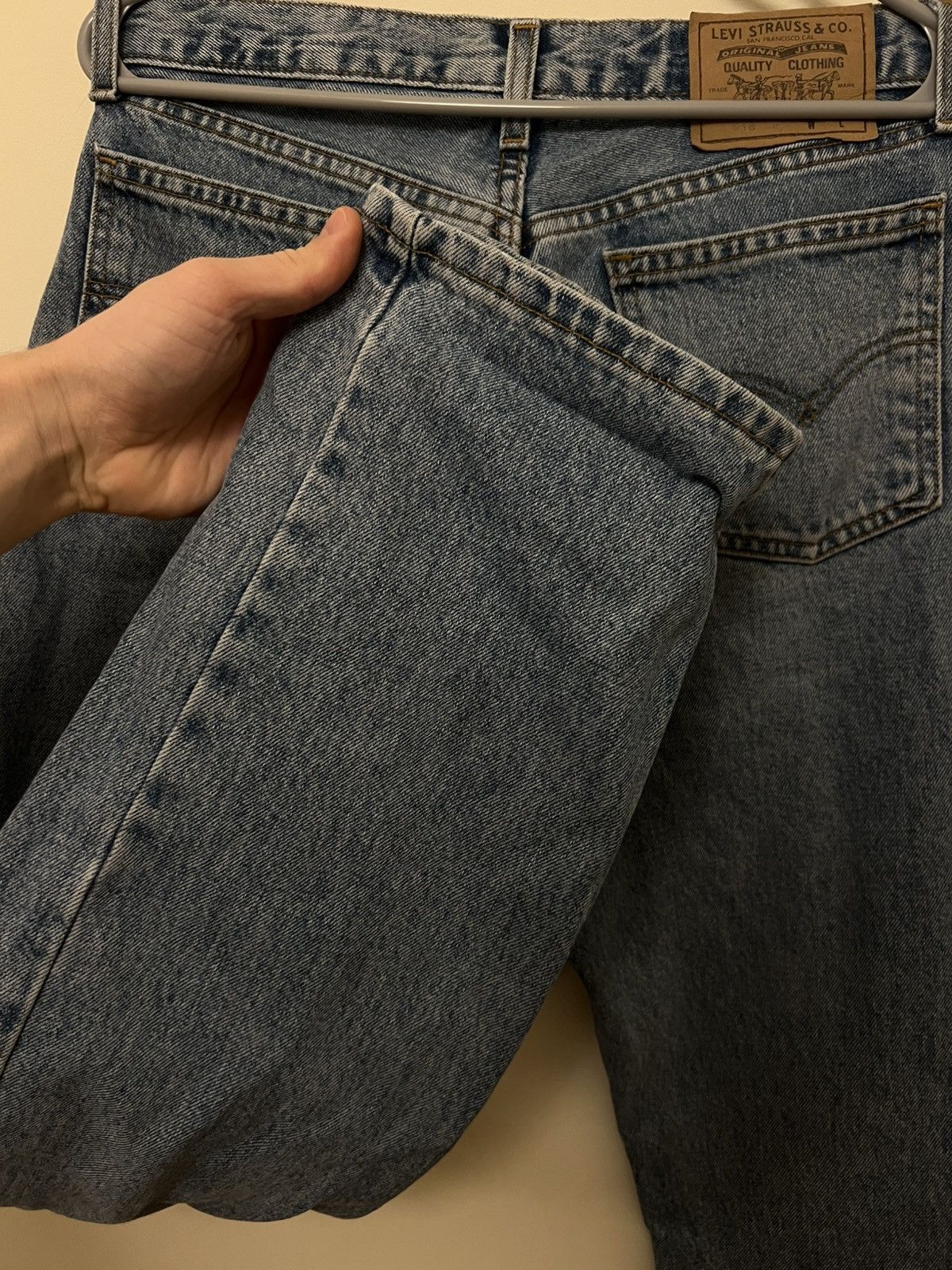 Levi's Vintage Clothing × Vintage Vintage Levis Orange Tab Blue Denim Jeans Size US 32 / EU 48 - 3 Thumbnail