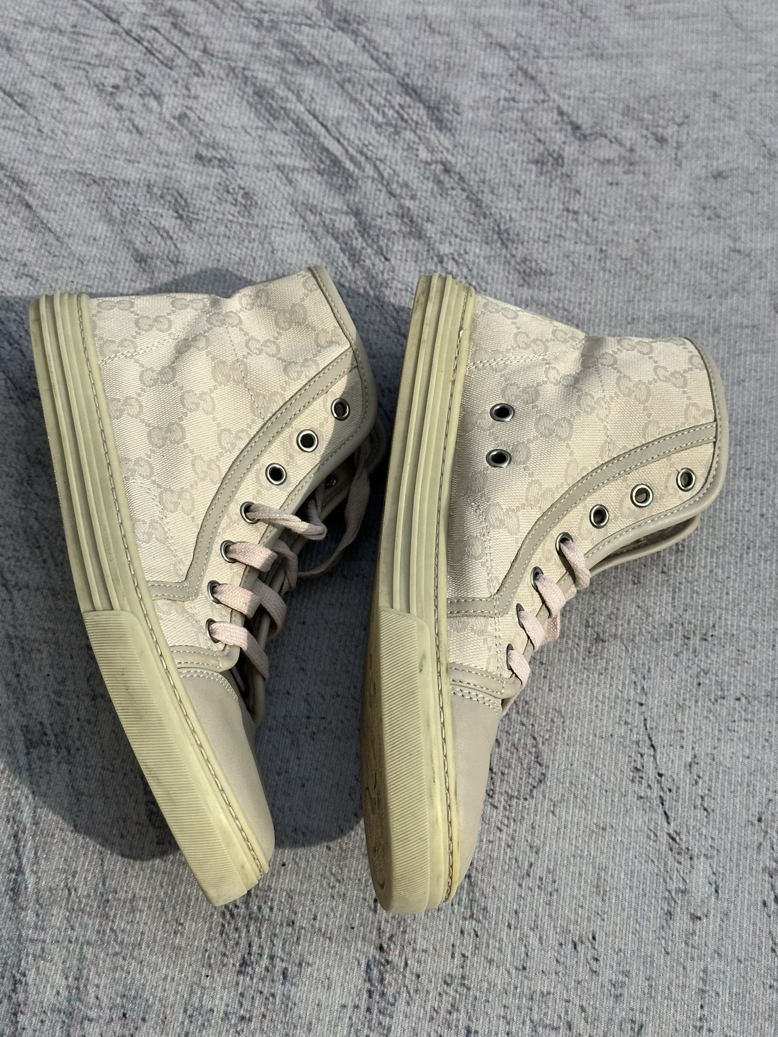 Gucci Gucci High Top Sneakers GG Monogram Canvas Ivory and Gray Size US 8 / IT 38 - 3 Thumbnail