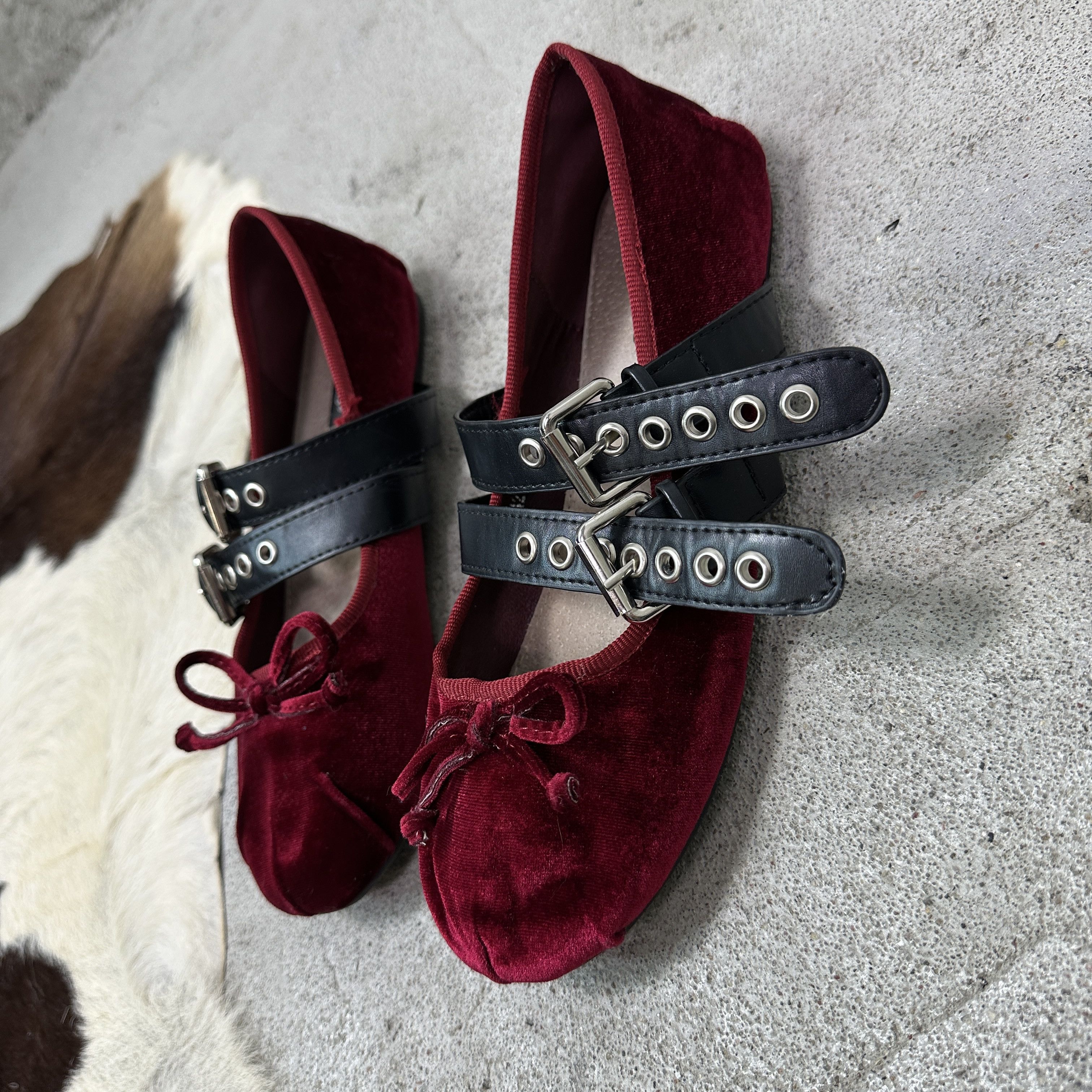 Vintage Vintage Avant Garde Leather Straped Ballet Flats Y2K Size US 8 / IT 38 - 7 Thumbnail