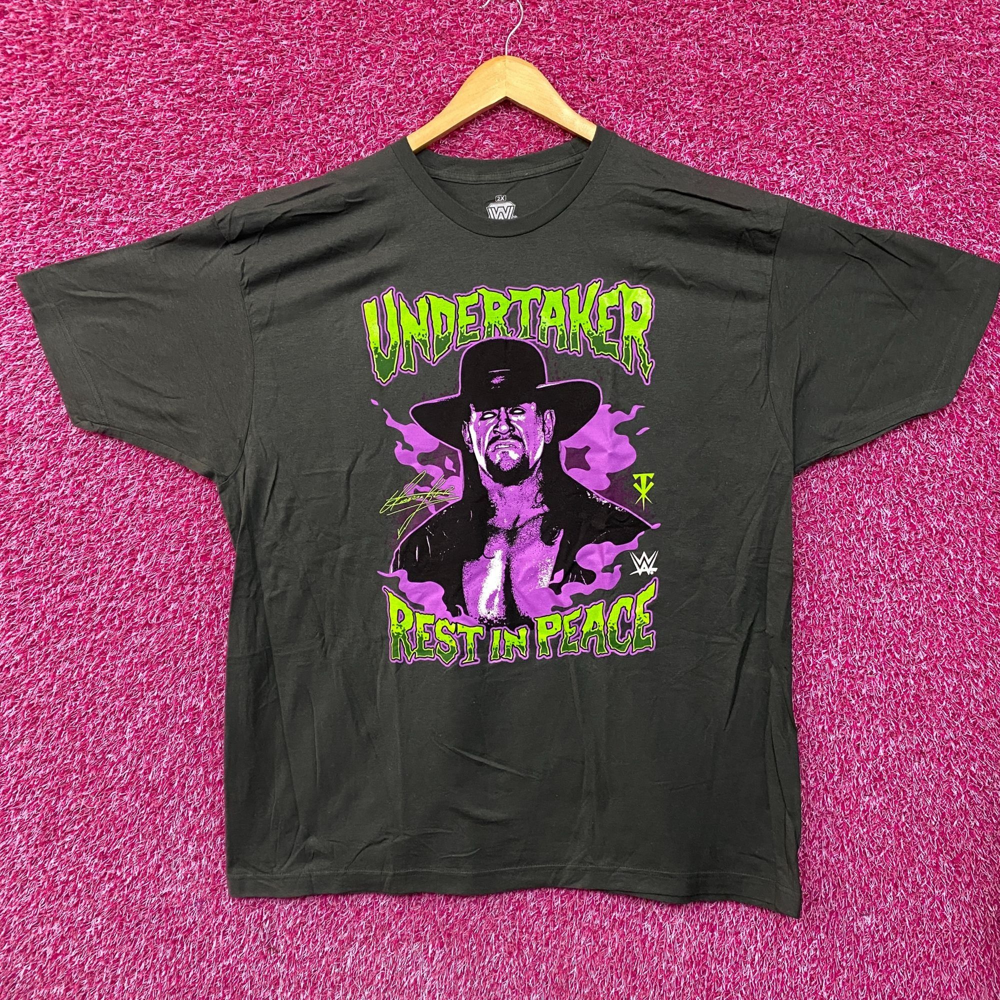 WWE WWE The Undertaker Rest in Peace T-Shirt 2X Size US XXL / EU 58 / 5 - 1 Thumbnail