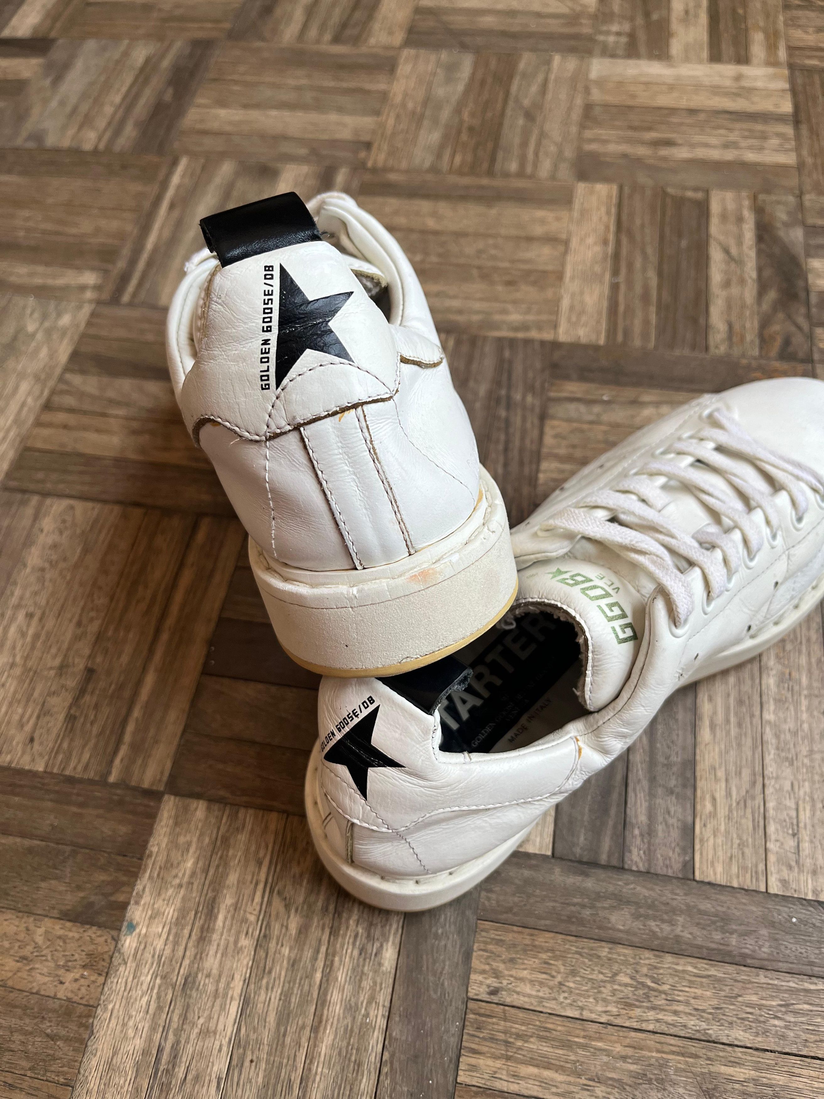 Golden Goose Golden Goose starter sneakers white with black details Size US 7 / IT 37 - 2 Thumbnail