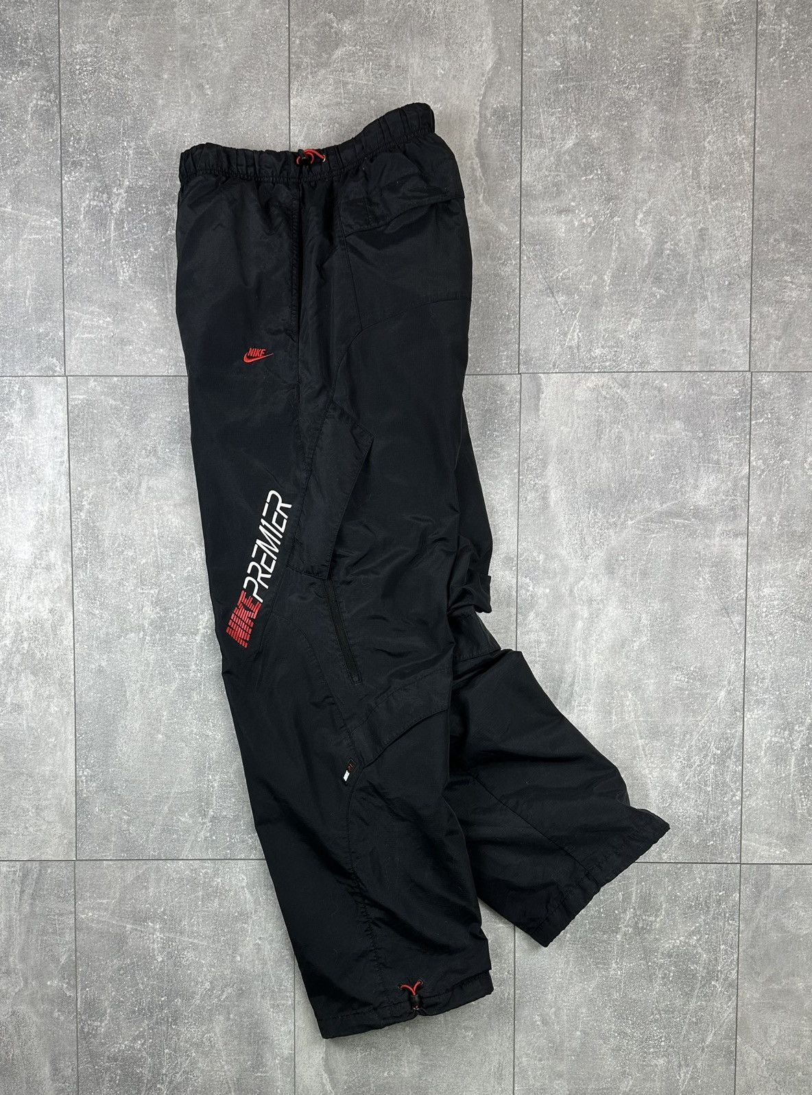 Nike Nike Premier Multi-pocket Nylon Track-Pants Sweatpants Y2K Size US 34 / EU 50 - 1 Thumbnail