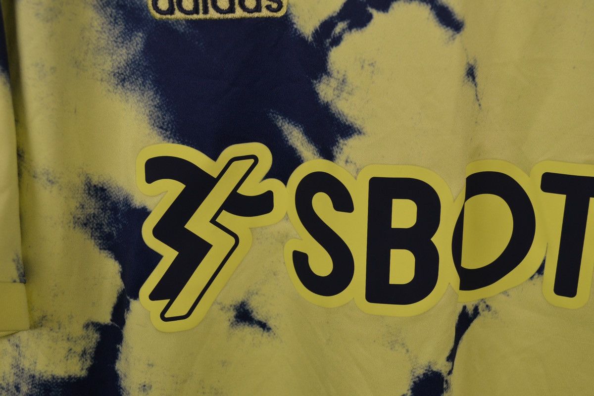Adidas Leeds United Away Football Shirt Adidas Soccer Size XXL Size US XXL / EU 58 / 5 - 4 Thumbnail