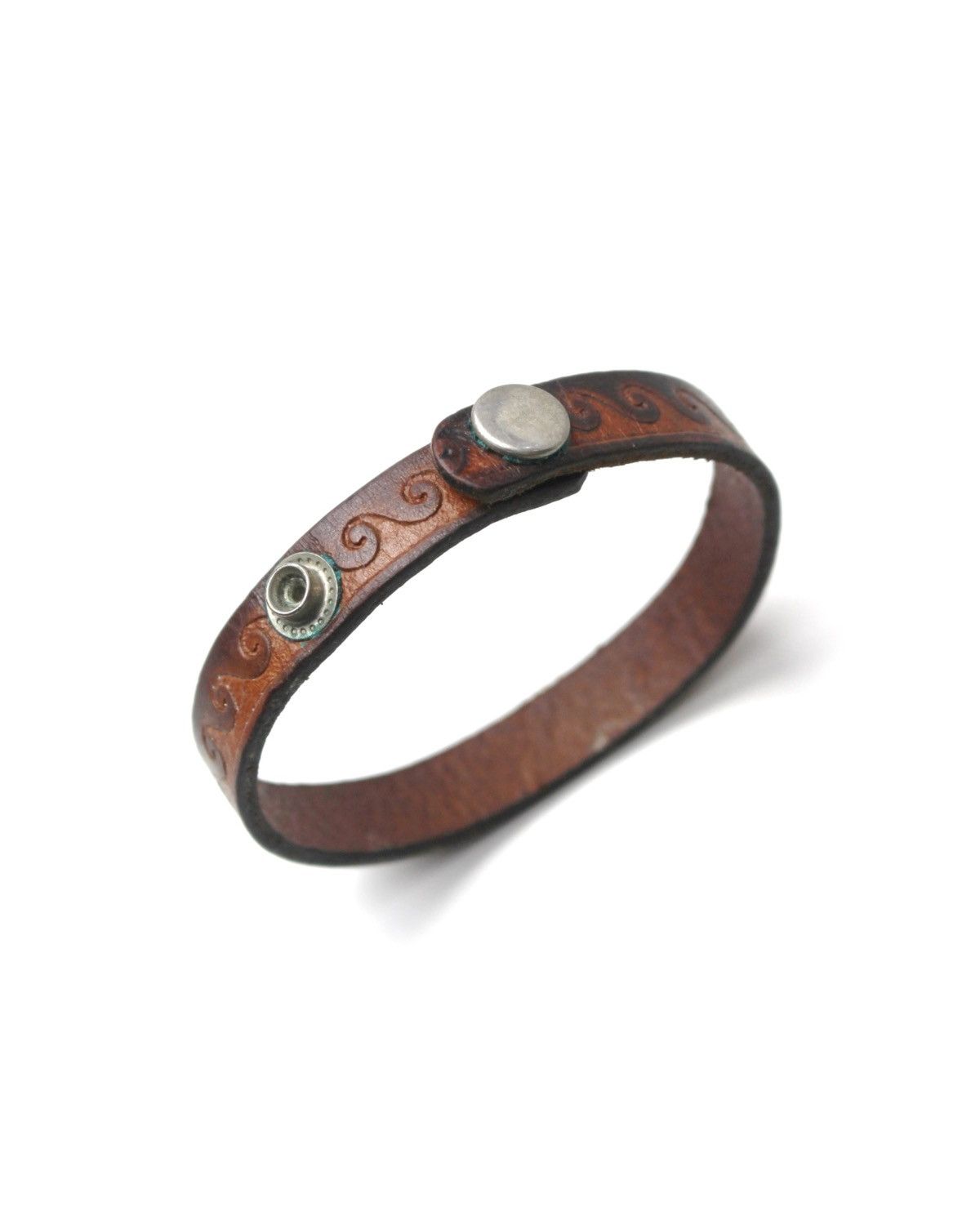 Vintage 2000S JAPANESE LEATHER BRACELET WITH WAVE PATTERN Size ONE SIZE - 1 Thumbnail