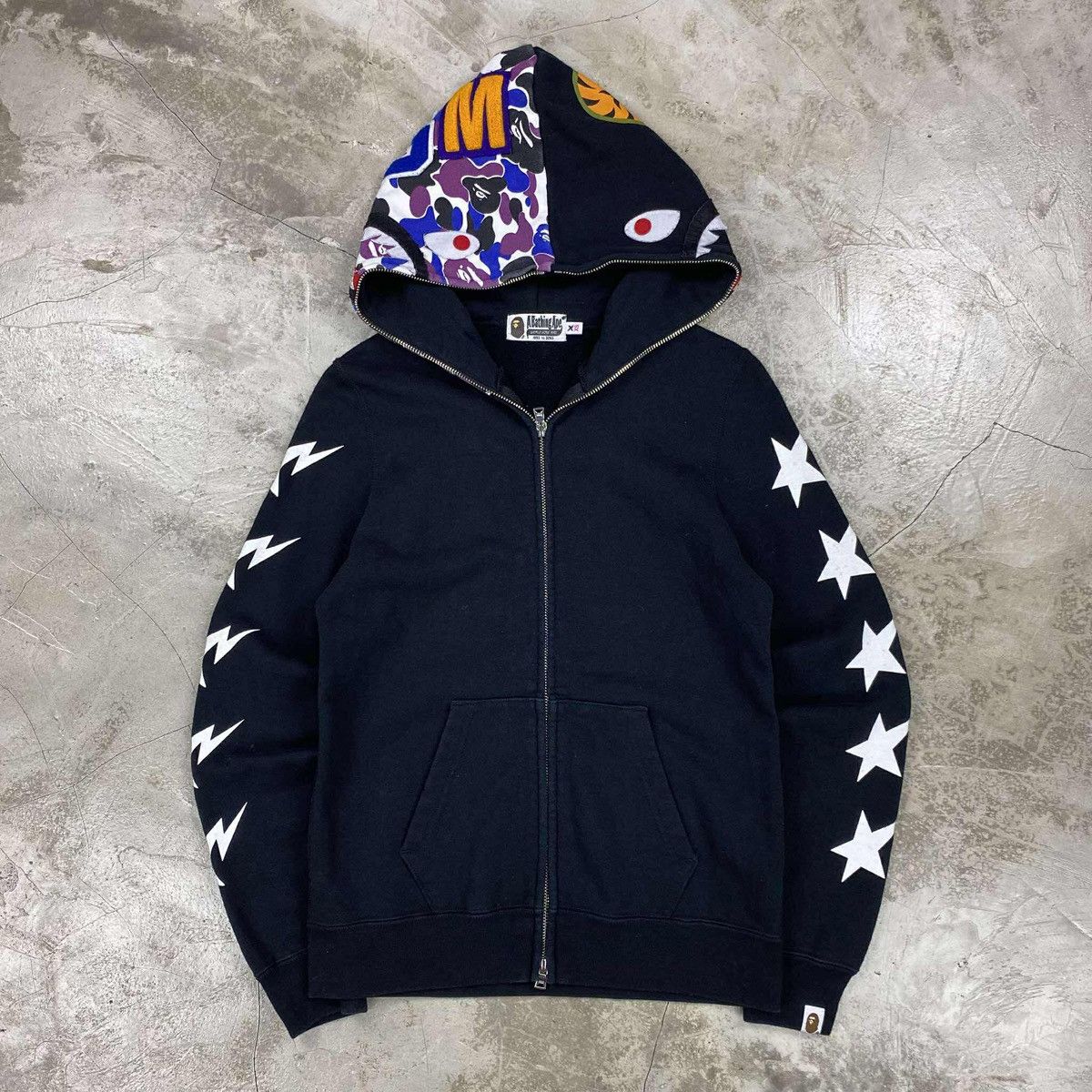 Bape Hong Kong 10th Anniversary Shark Size XS / US 0-2 / IT 36-38 - 1 Thumbnail
