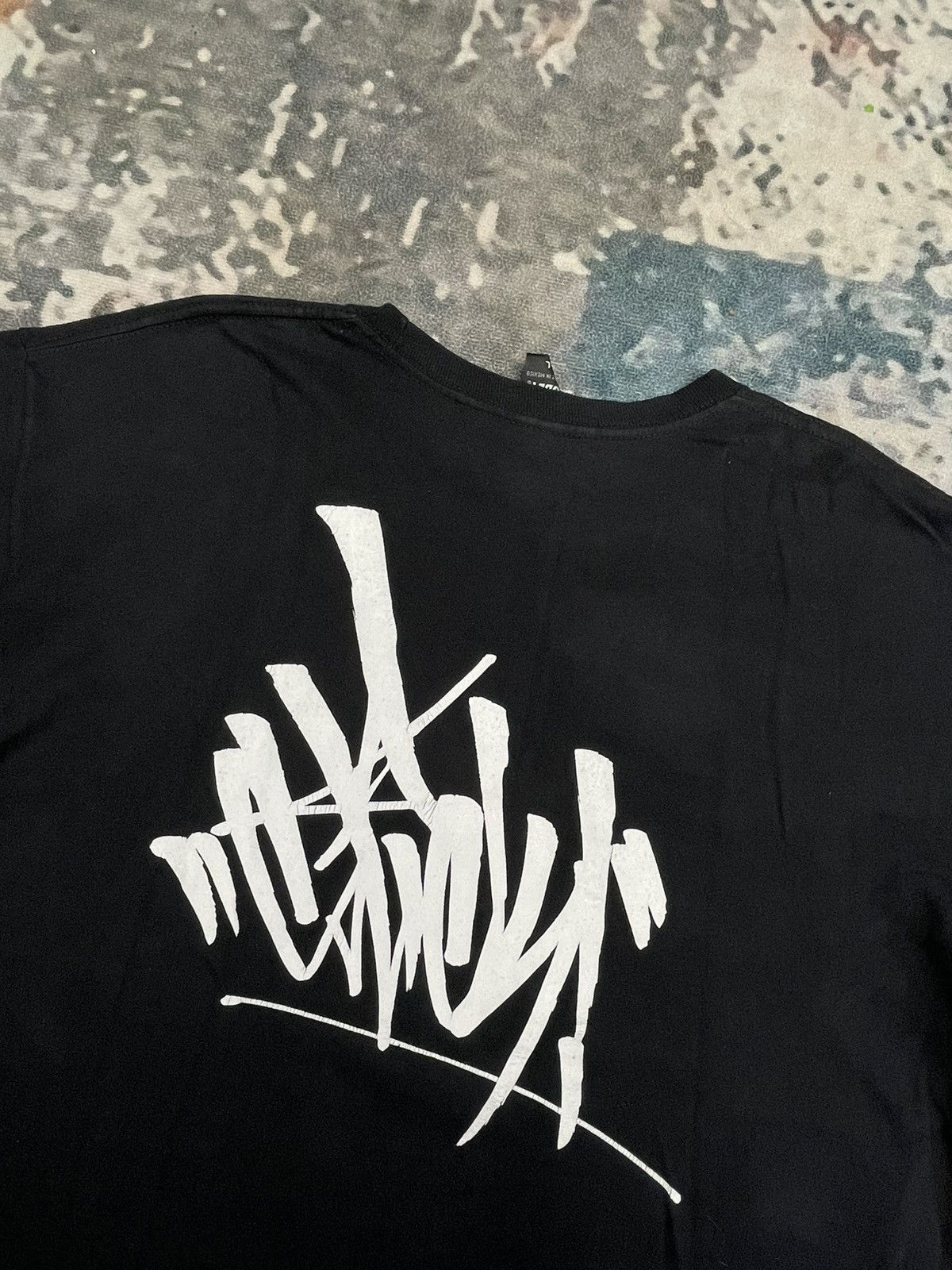 Obey RARE!!! Obey x Slick Graffiti Artist Tshirt Size US L / EU 52-54 / 3 - 4 Thumbnail