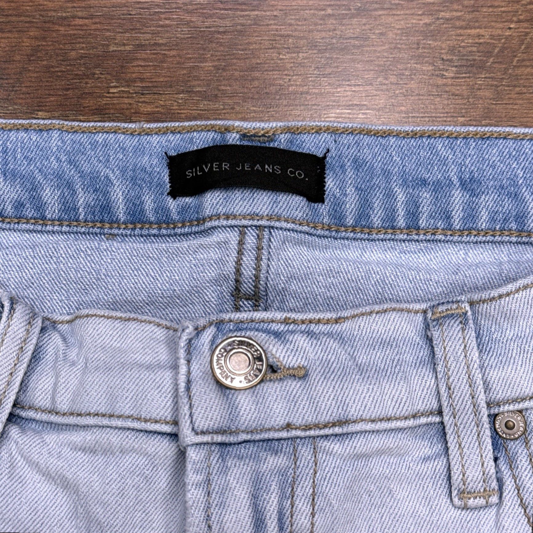 Silver Jeans Co. Silver 90s Boyfriend Jeans Womens 32x27 High Rise Distressed Jeans 90s Womens Blue Cotton Blend Denim Casual Classic Jeans Size 24" / US 00 / IT 34 - 4 Thumbnail