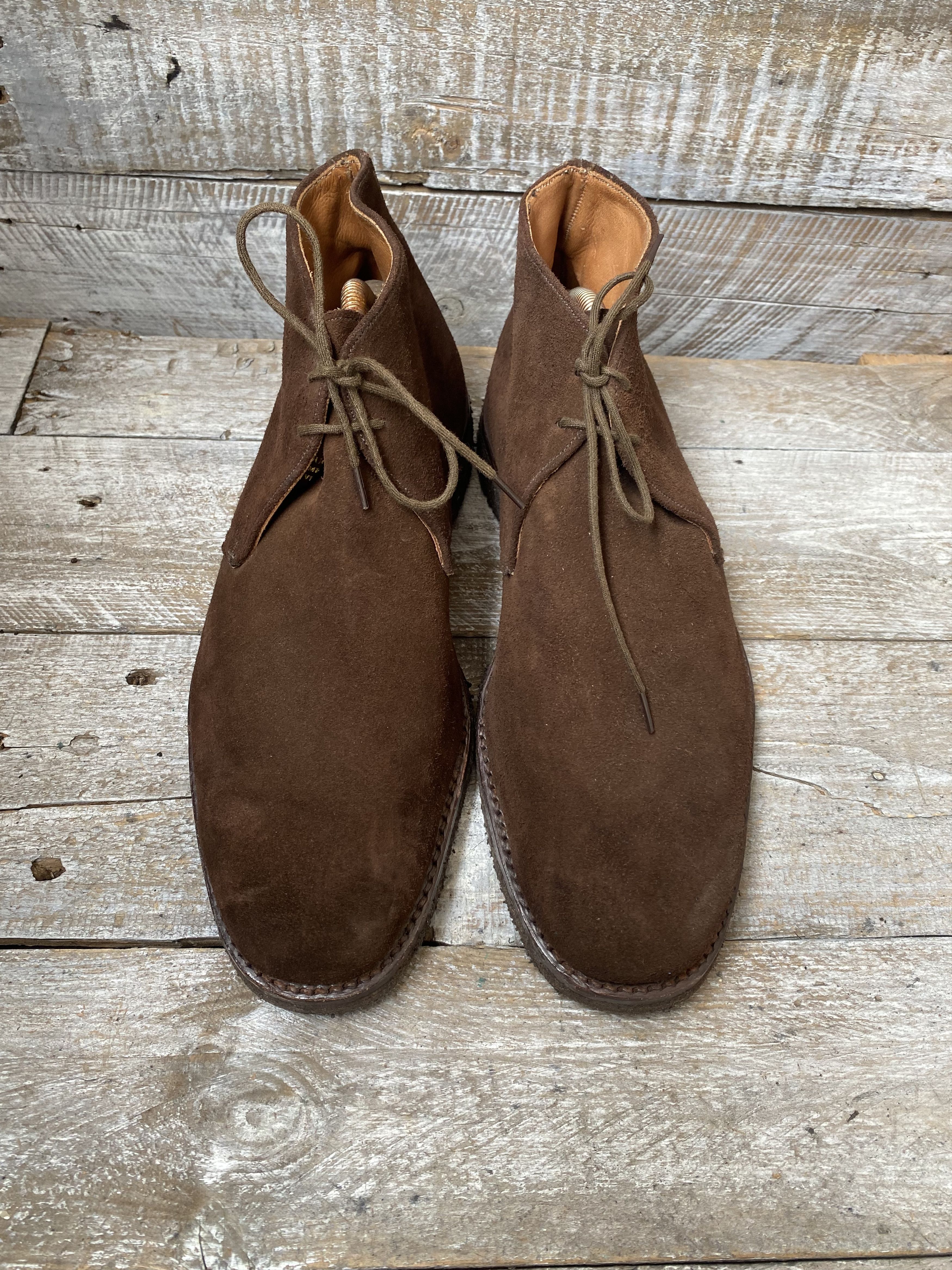Crockett & Jones Crockett and jones brown chukka suede boots Size US 8.5 / EU 41-42 - 2 Thumbnail