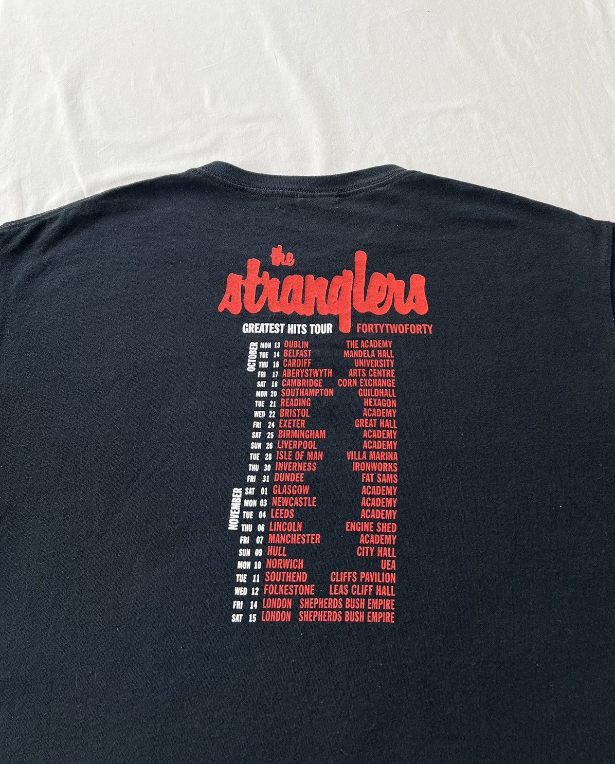Band Tees Vintage 2000s The Stranglers Greatest Hits Tour T-shirt Size US L / EU 52-54 / 3 - 11 Thumbnail