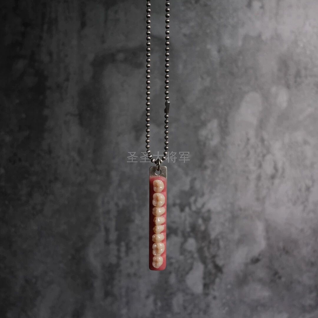 Carol Christian Poell Carol Christian Poell CCP 2001-2002 Dental Tooth Necklace Size ONE SIZE - 1 Thumbnail