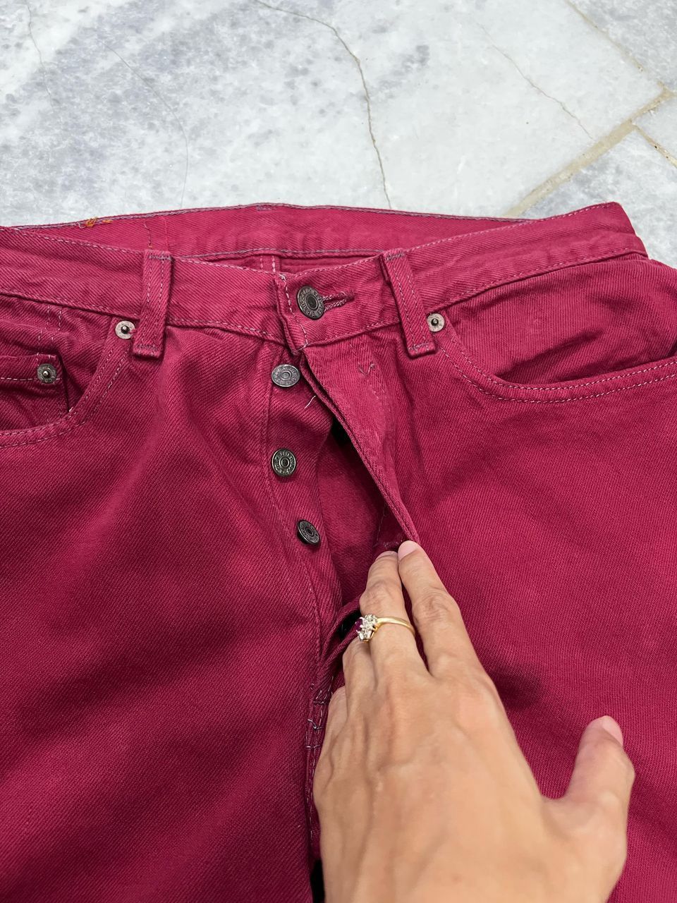 Levi's × Vintage Vintage 80’s Levis 501 Maroon Colour Size US 32 / EU 48 - 5 Thumbnail