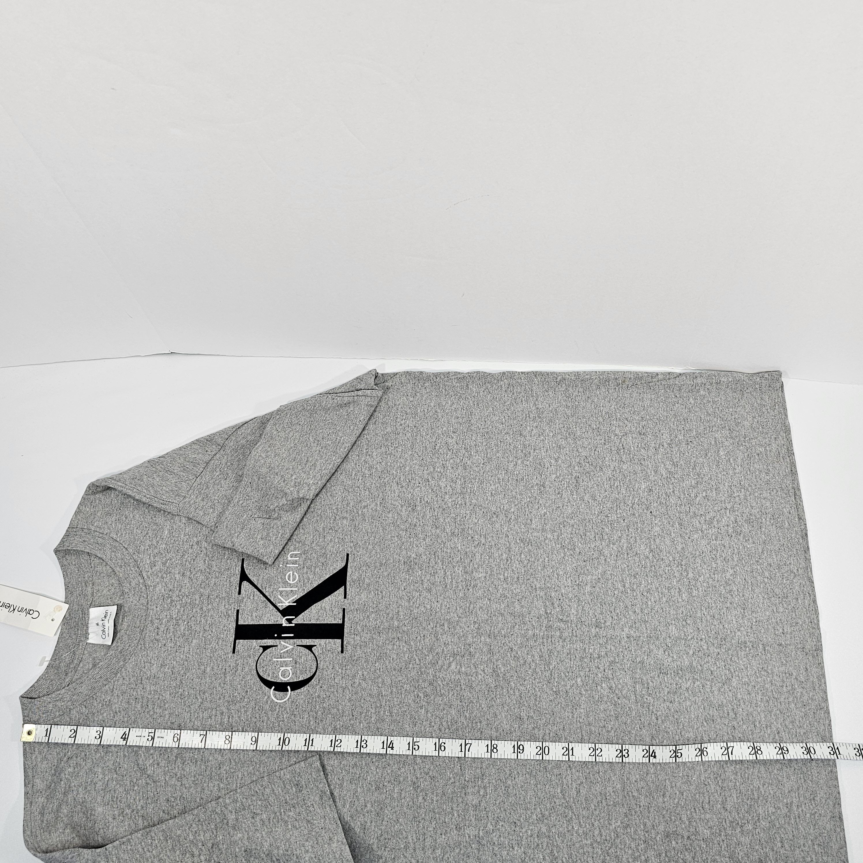 Calvin Klein Vintage Y2K Calvin Klein Logo Heather Gray Graphic T-Shirt Size US XL / EU 56 / 4 - 7 Thumbnail
