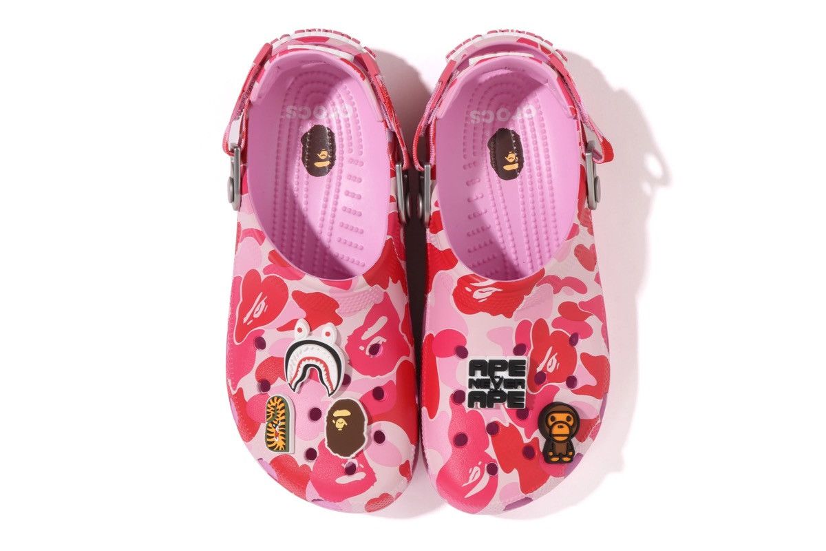 Crocs Classic Clog A Bathing Ape ABC Camo Pink