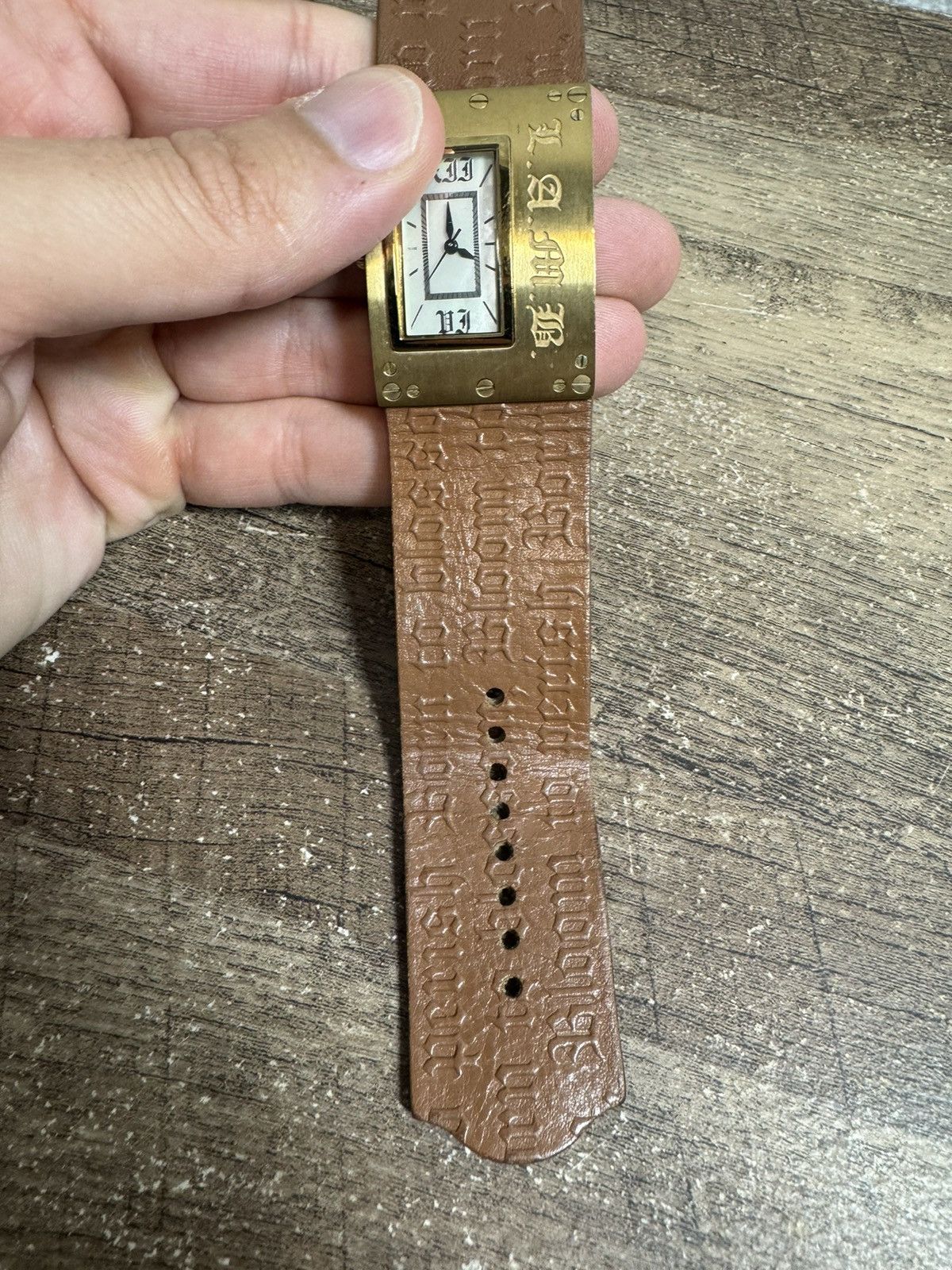 L.A.M.B. Beautiful L.A.M.B Ladies Quartz Watch Works (New battery) Size ONE SIZE - 5 Thumbnail