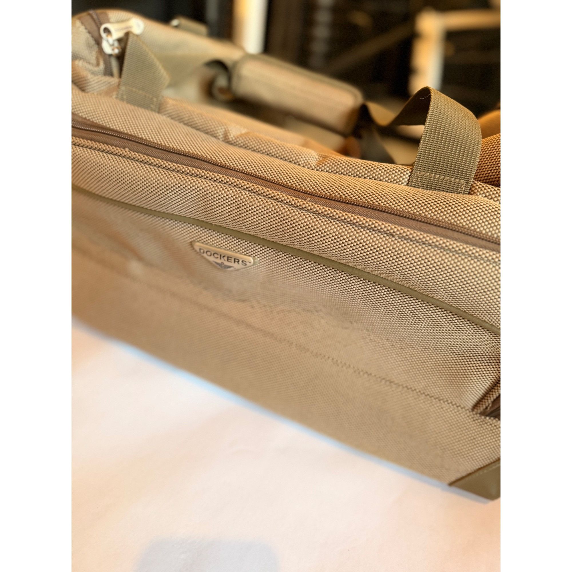 Dockers Dockers Beige Rolling Duffel Bag With Telescopic Handle & Mu Size ONE SIZE - 16 Thumbnail