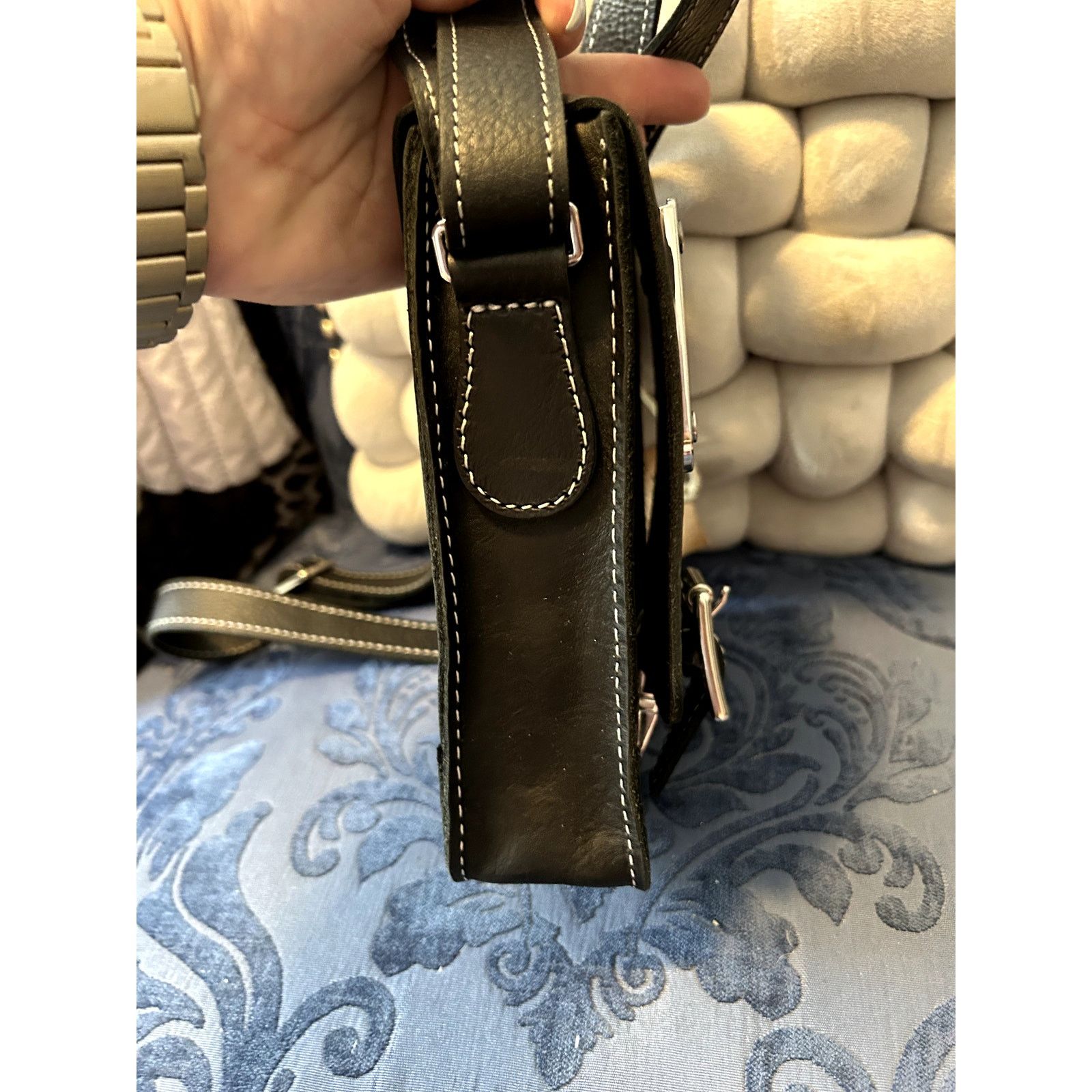 Dr. Martens Dr Martens Overdrive Leather Vertical Black Crossbody NWT Size ONE SIZE - 8 Thumbnail