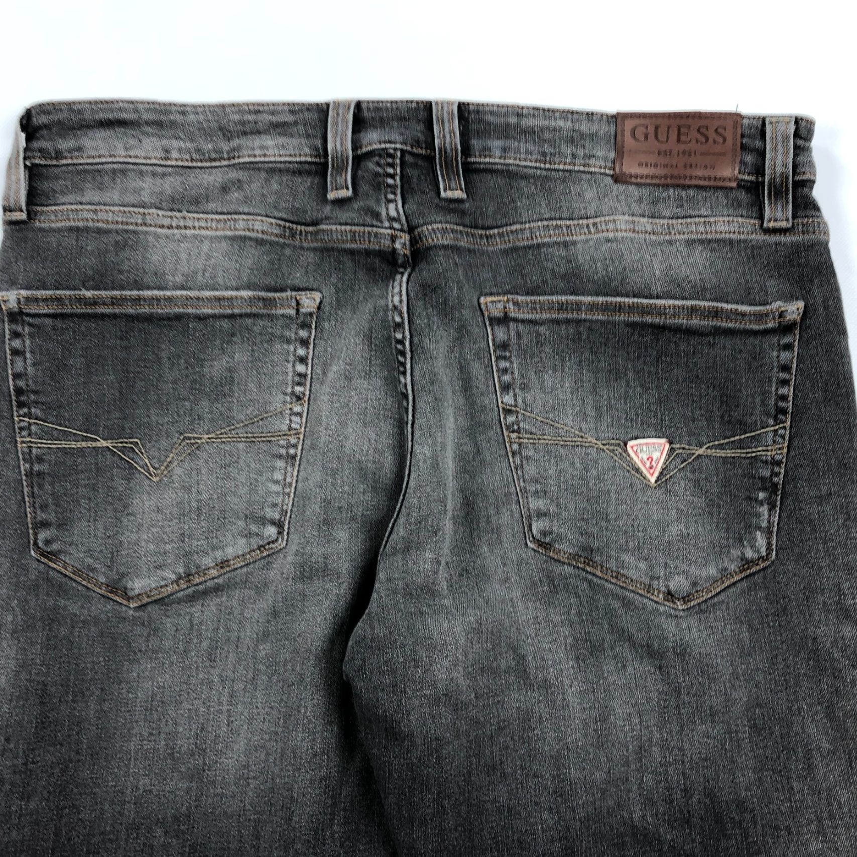 Guess GUESS Jeans Mens 38x32 Davis Slim Straight Black Denim Pants Distressed Jeans 5-Pocket Design Straight Mens Regular Size 38 Black Denim Size US 38 / EU 54 - 7 Thumbnail