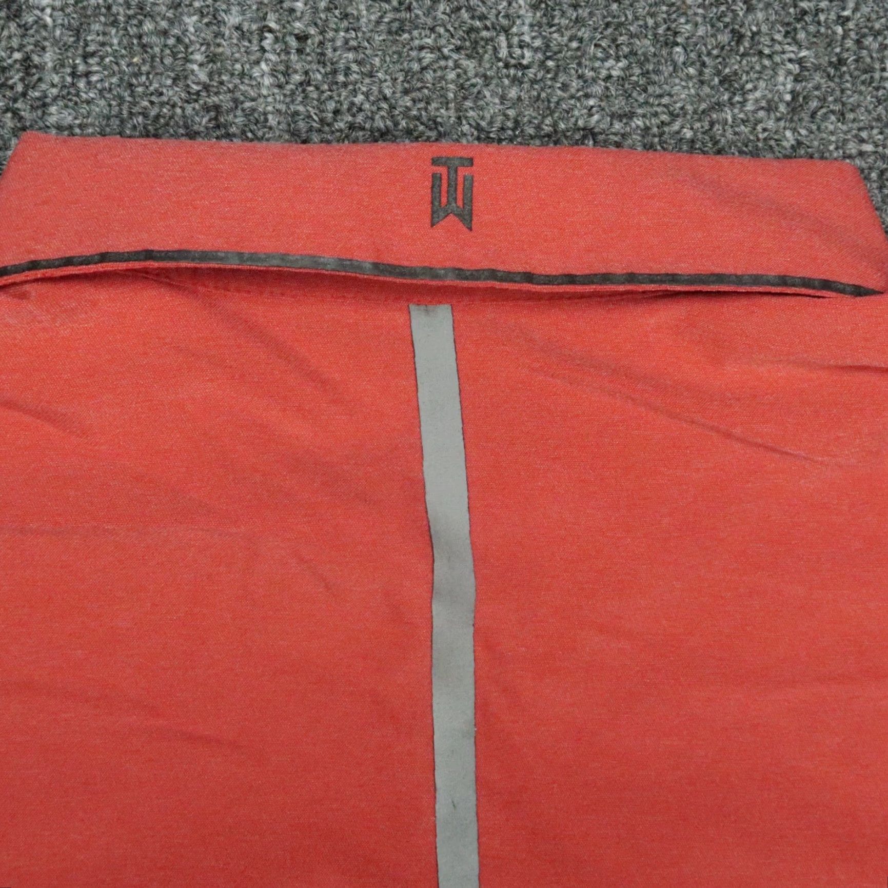 Nike Nike Tiger Woods Shirt VL Max Woven Polo Golf Performance Red Large Men Size US L / EU 52-54 / 3 - 7 Thumbnail