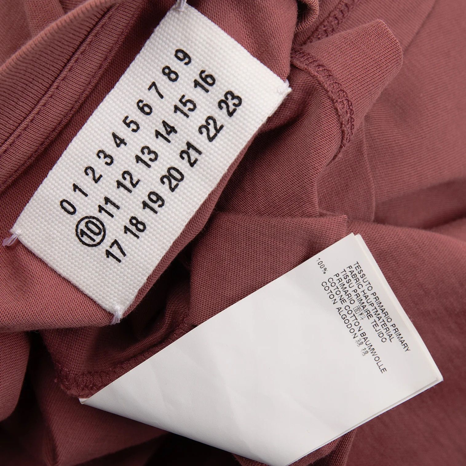 Maison Margiela Crew Neck T-Shirt in Red Purple Size 44 Size US S / EU 44-46 / 1 - 12 Thumbnail