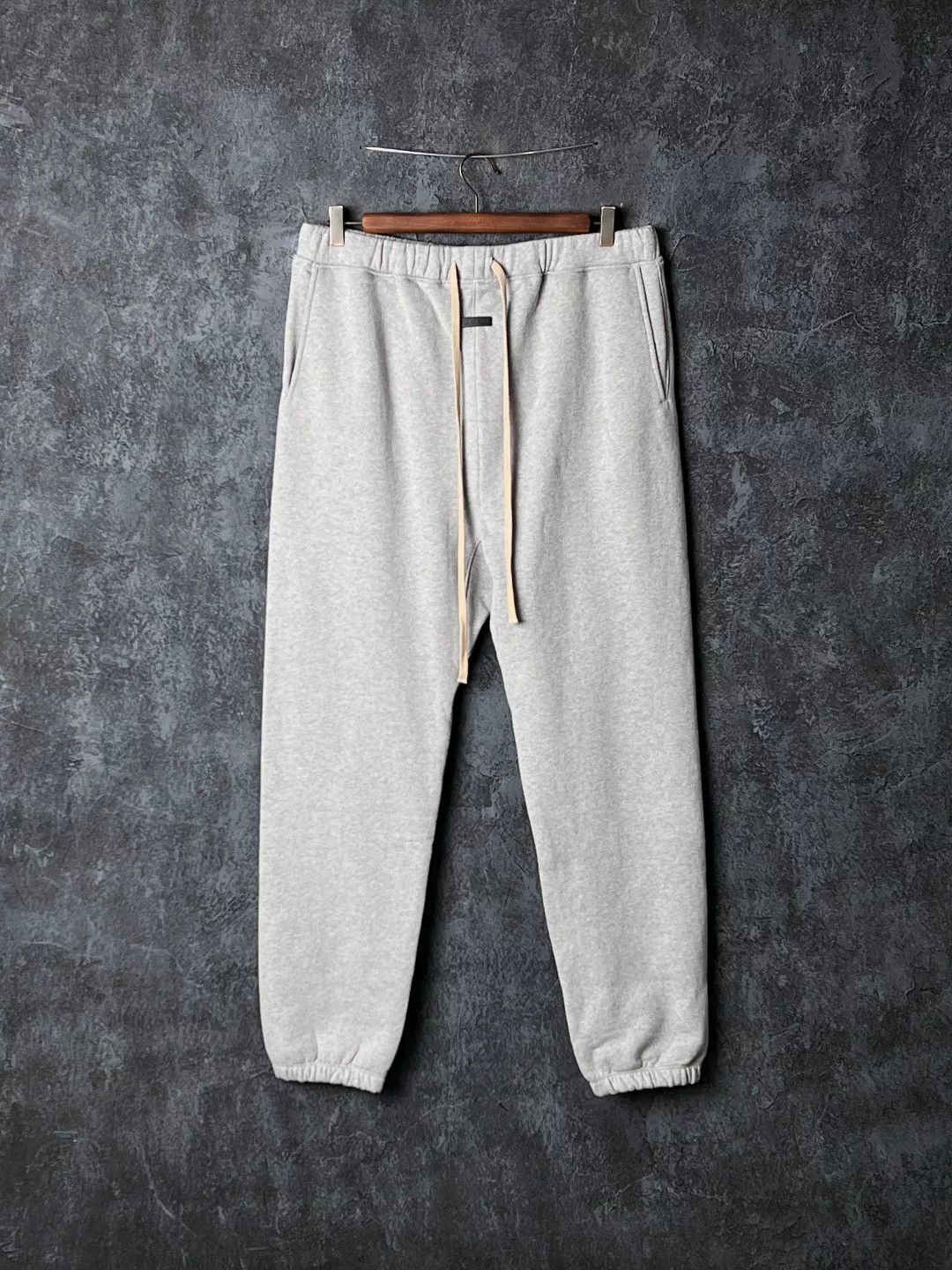 Fear of God Fear of God Casual Cotton Gray Casual Pants 36 Men Size US 36 / EU 52 - 1 Thumbnail