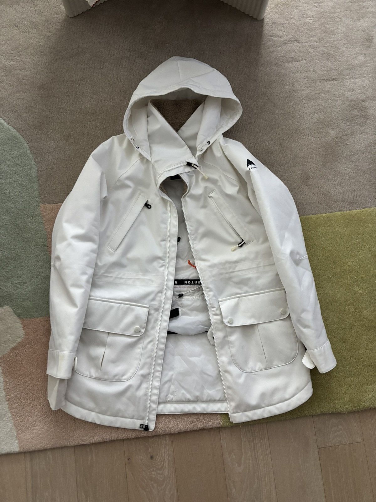 Burton white burton snow jacket Size M / US 6-8 / IT 42-44 - 1 Thumbnail