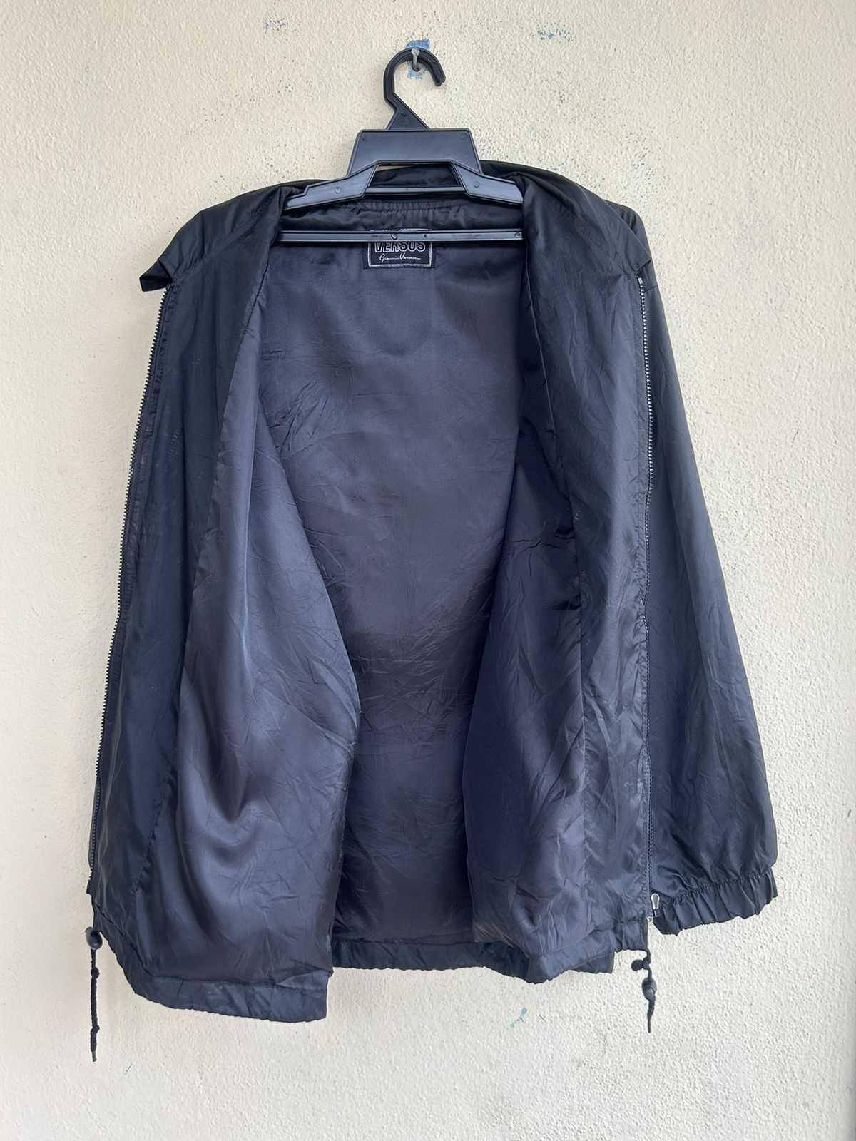 Versace × Versus Versace Louis Versus Windbreaker Size US XL / EU 56 / 4 - 3 Thumbnail