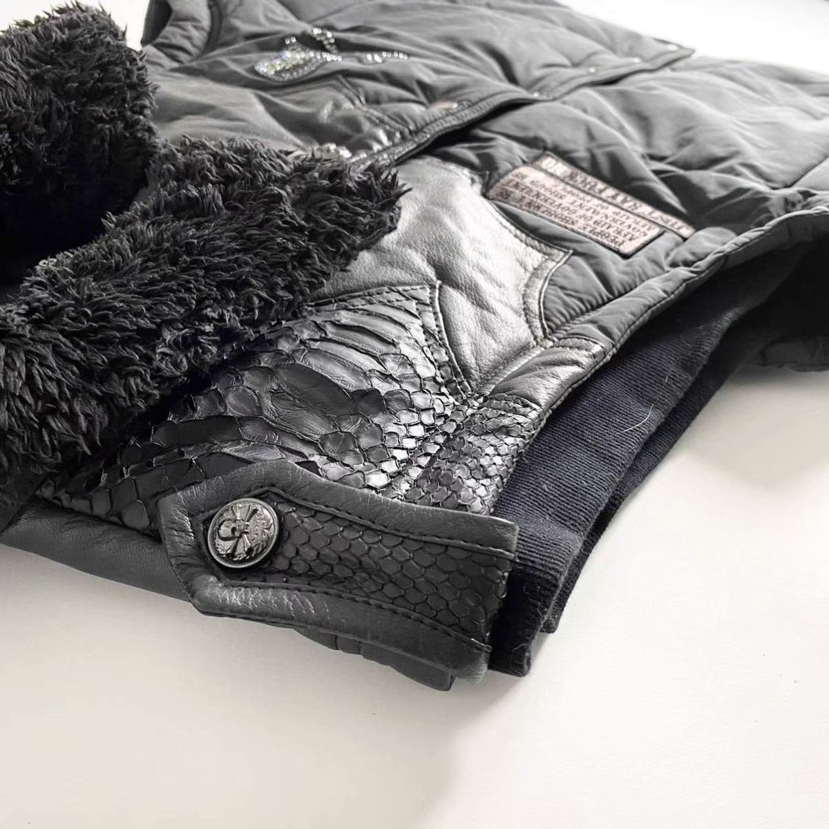 Roen Roen Panel Crystal Skull Thinsulate Fur Vest K11 Size US M / EU 48-50 / 2 - 5 Thumbnail