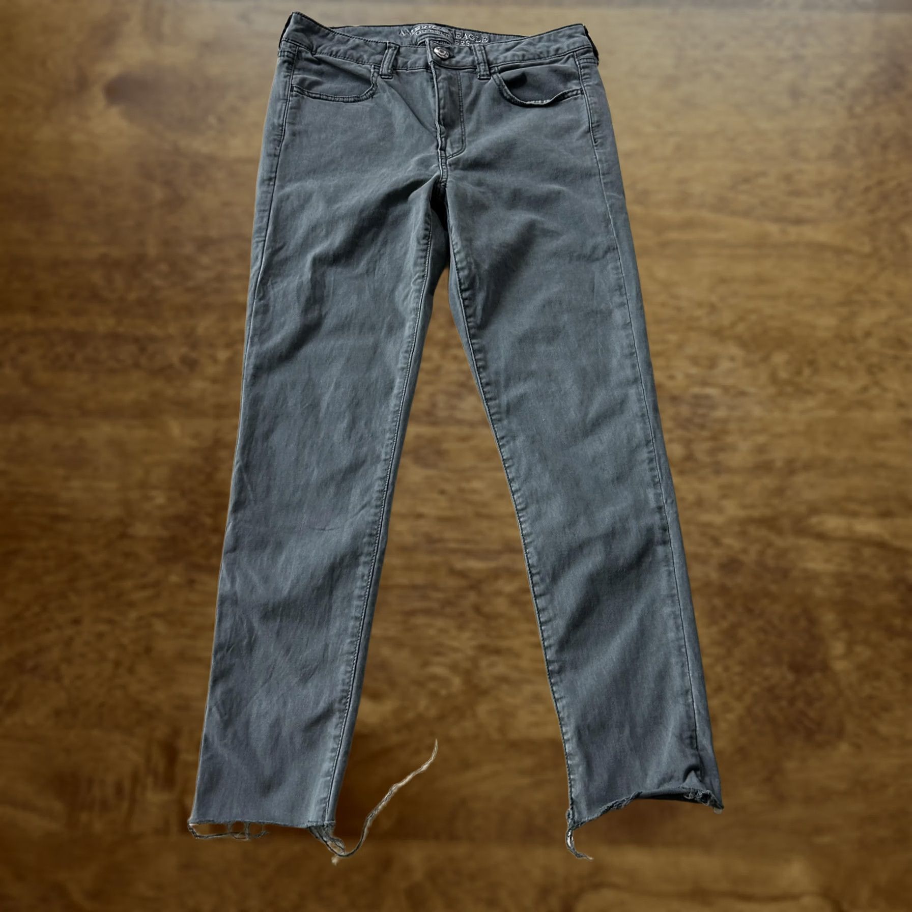 American Eagle Outfitters American Eagle Outfitters Womens 8 Short Gray High Rise Jegging Jeans Stretch Size 30" / US 8 / IT 44 - 1 Thumbnail