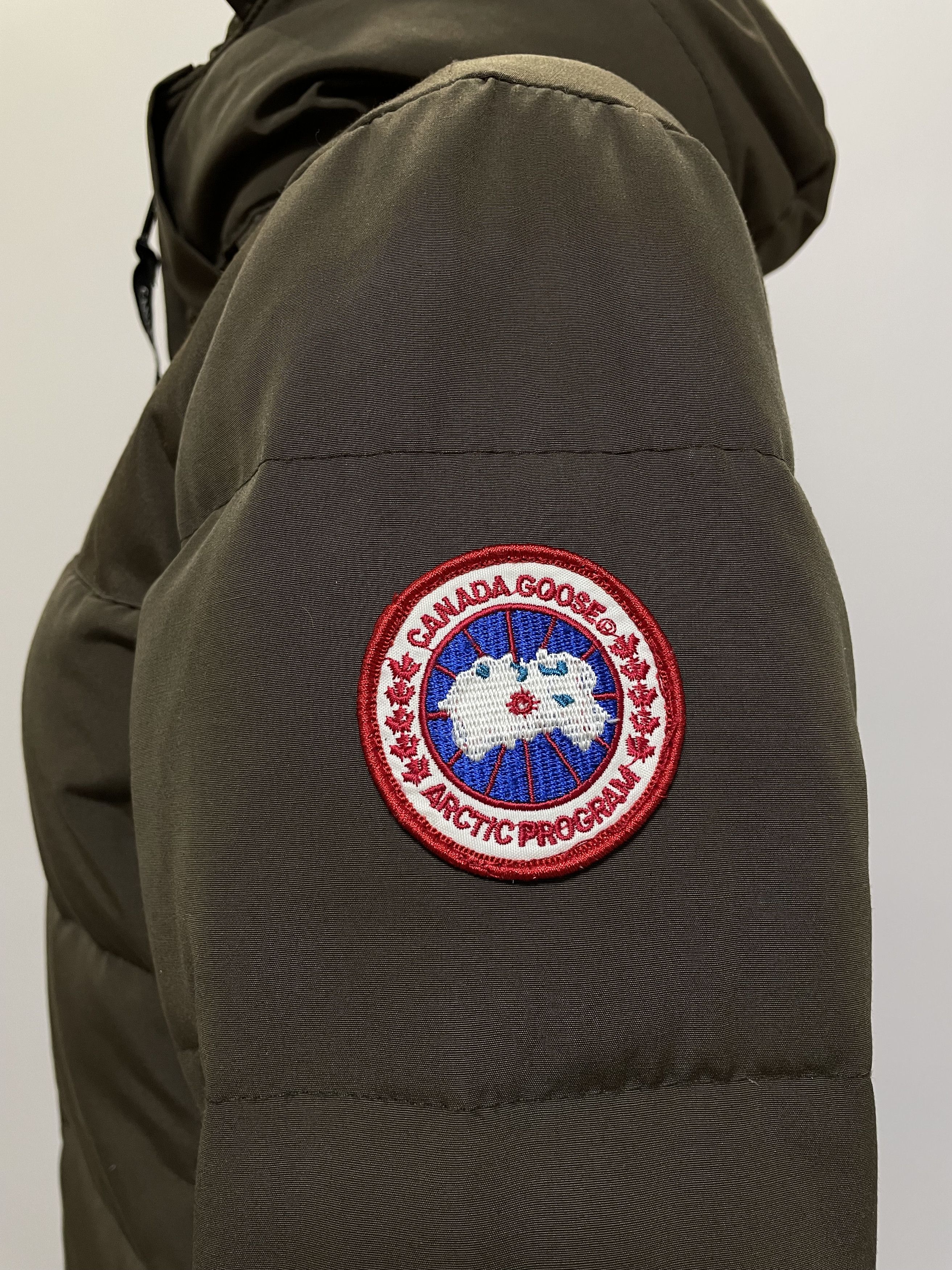 Canada Goose CANADA GOOSE Solaris Parka Women's Down Jacket Puffer Hooded Size S / US 4 / IT 40 - 11 Thumbnail
