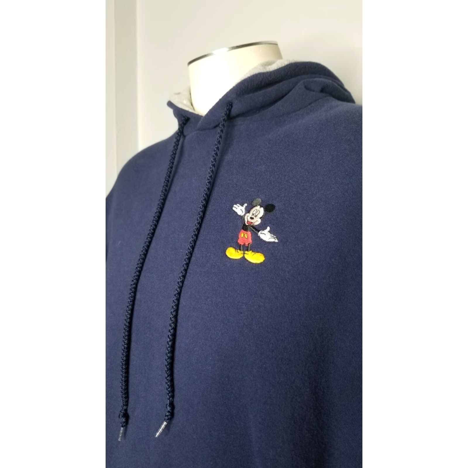Disney VINTAGE Disney Mens XXL Hoodie Sweatshirt Crew Neck Pullover Blue Walt Disney Athleisure 90s Men Size US XXL / EU 58 / 5 - 2 Thumbnail