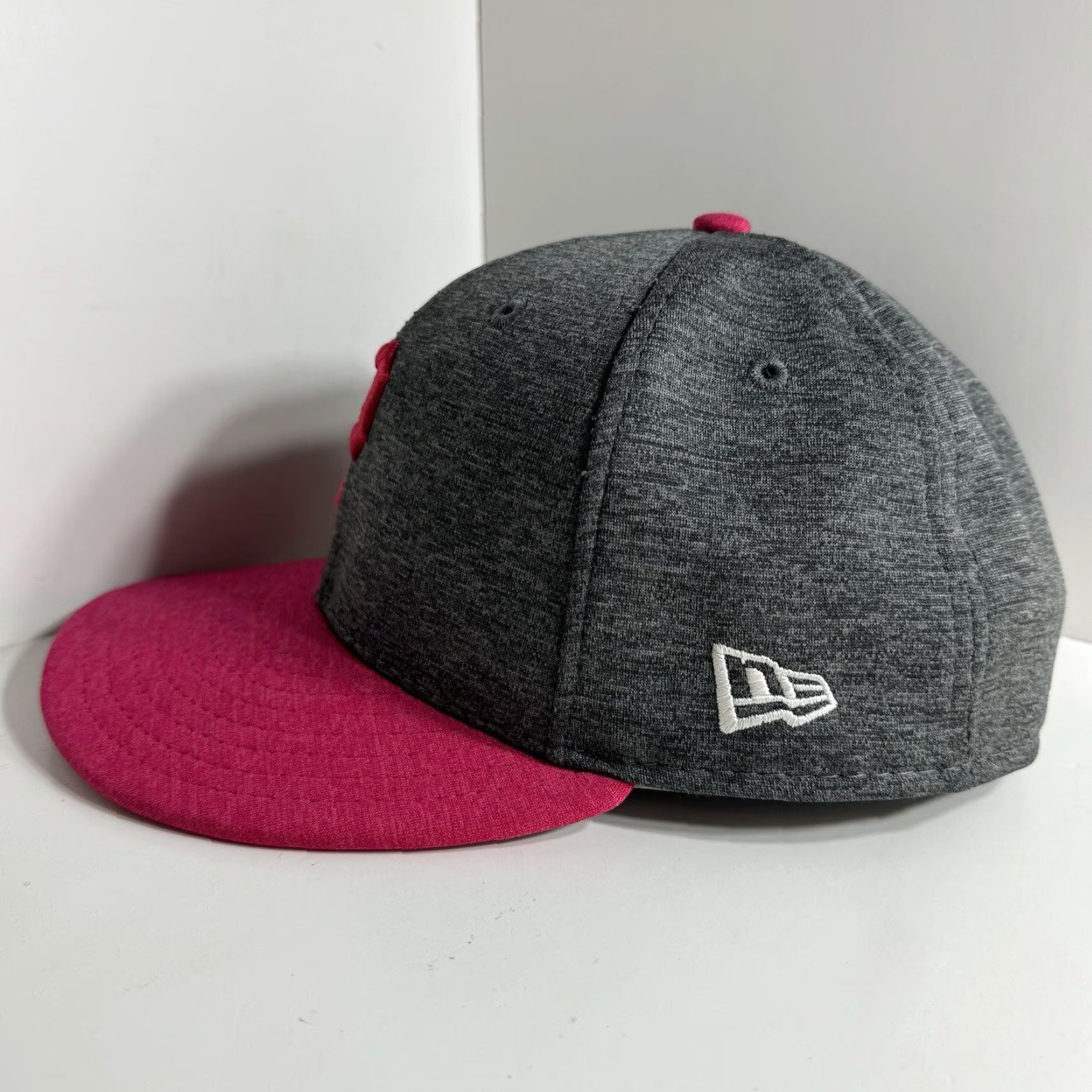 New Era New Era Pittsburgh Pirates 59FIFTY Fitted Hat Size 7 3/8 Pink Gray Multicolor Authentic Baseball Cap Adults Mens Womens Unisex Casual Sports Size ONE SIZE - 7 Thumbnail