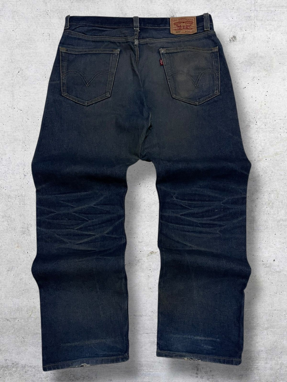 Levi's Vintage Clothing VINTAGE LEVIS 505 DESIGNER REGULAR FIT INDIGO WASHED DENIM Size US 35 - 8 Thumbnail