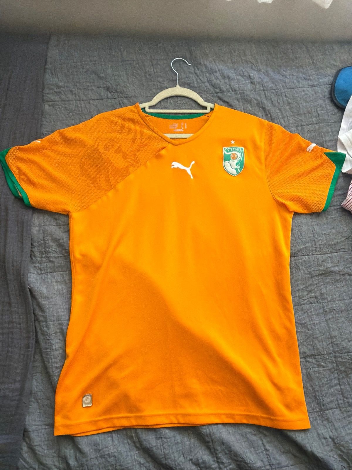 Puma Vintage Ivory Coast 2010/11 Away Jersey - Puma Size US M / EU 48-50 / 2 - 1 Thumbnail