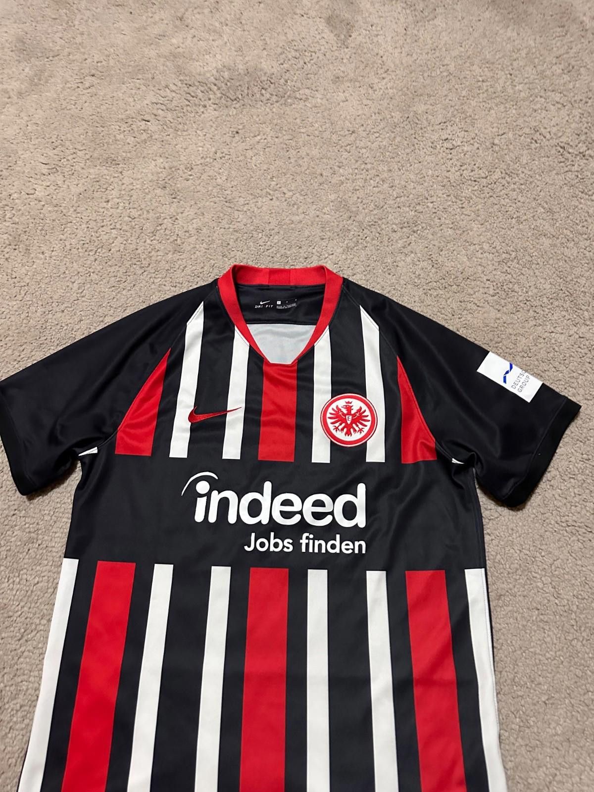 Nike Eintracht Frankfurt 2019/2020 Home Football Shirt Silva #33 Size US L / EU 52-54 / 3 - 3 Thumbnail