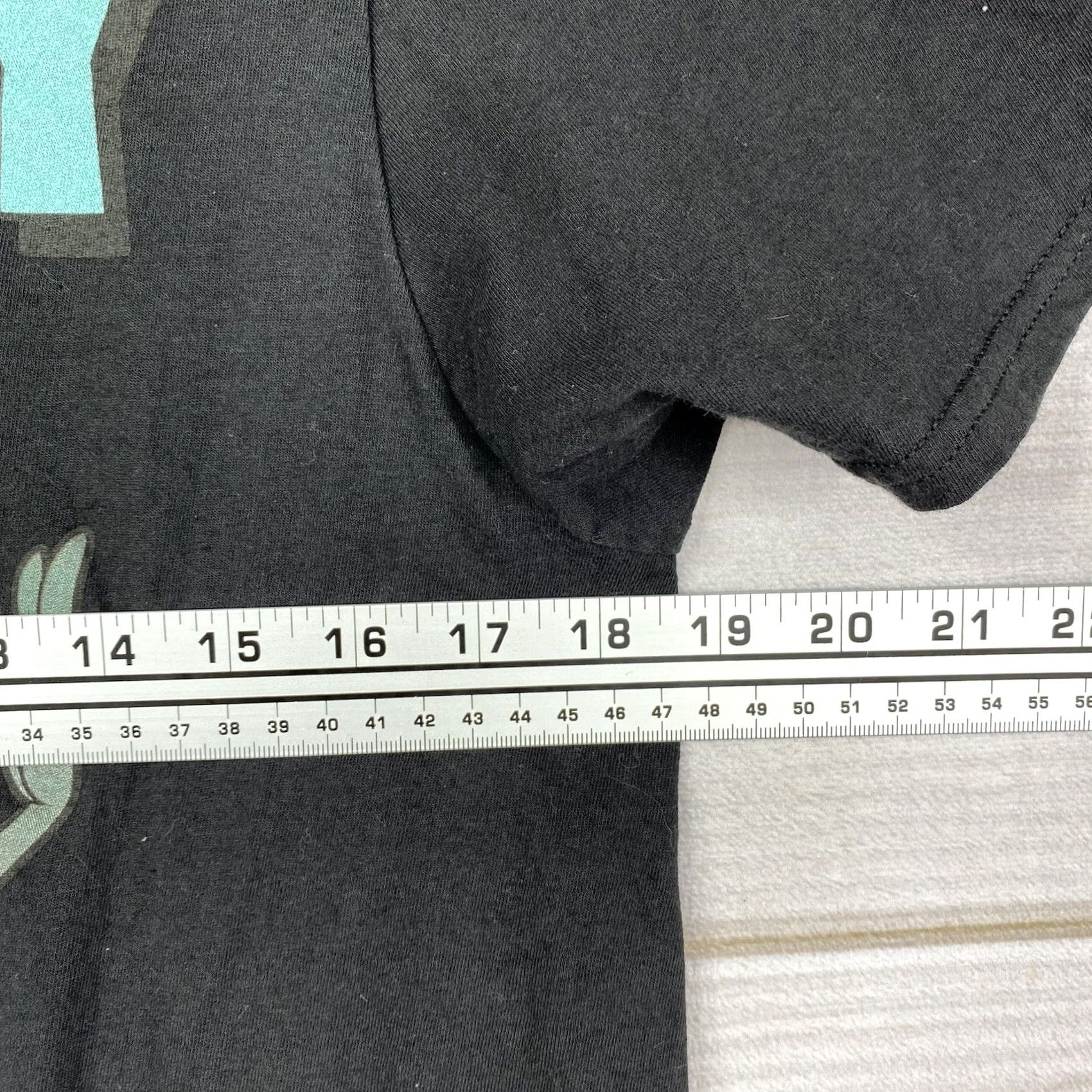 Vintage Bugs Bunny Shirt Unisex Adult Medium Black Looney Tunes Crew Neck T-Shirt Cartoon Vintage No Size US M / EU 48-50 / 2 - 6 Thumbnail