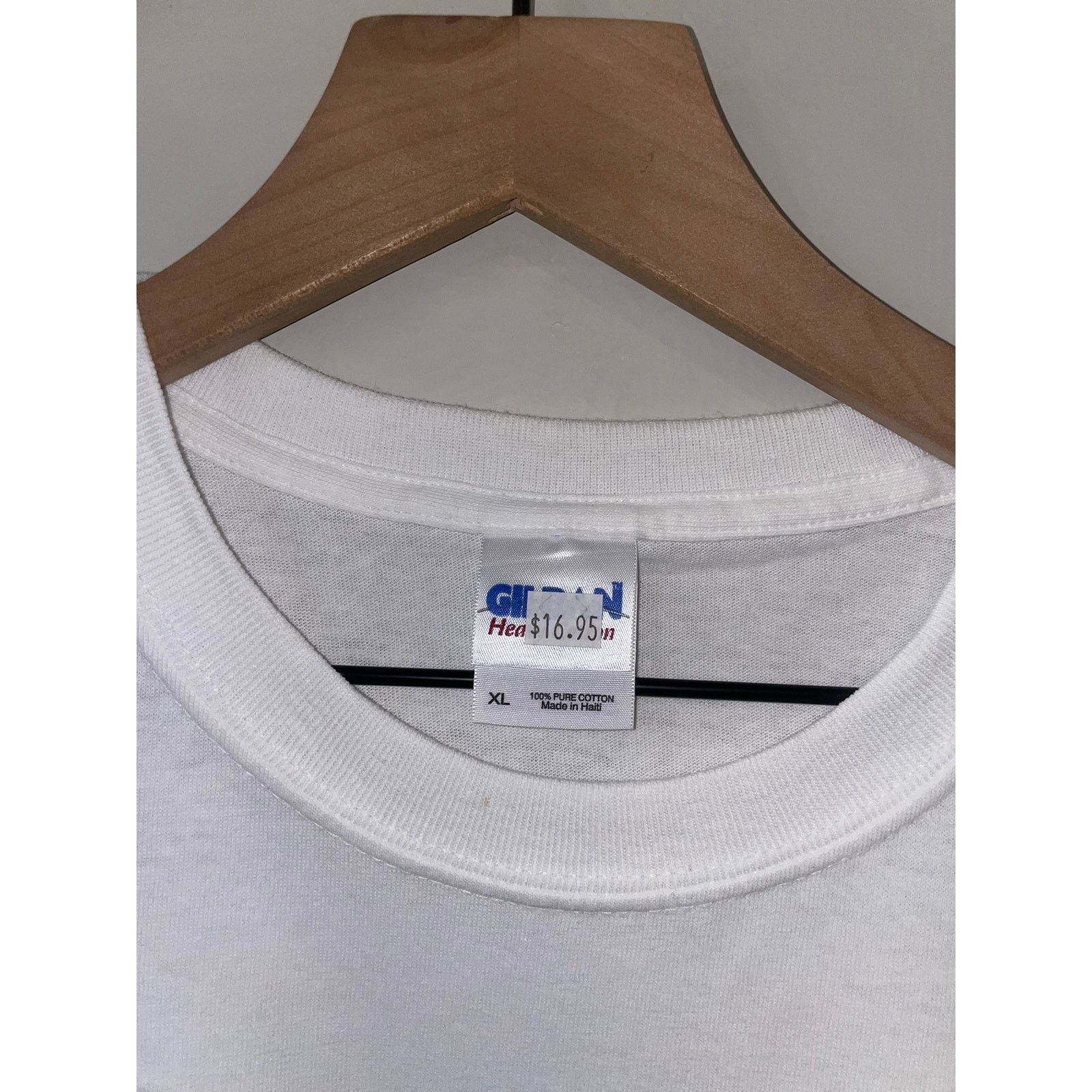 Gildan Y2K Can Only Please 1 Person Each Day Today Joke Shirt XL Size US XL / EU 56 / 4 - 5 Thumbnail