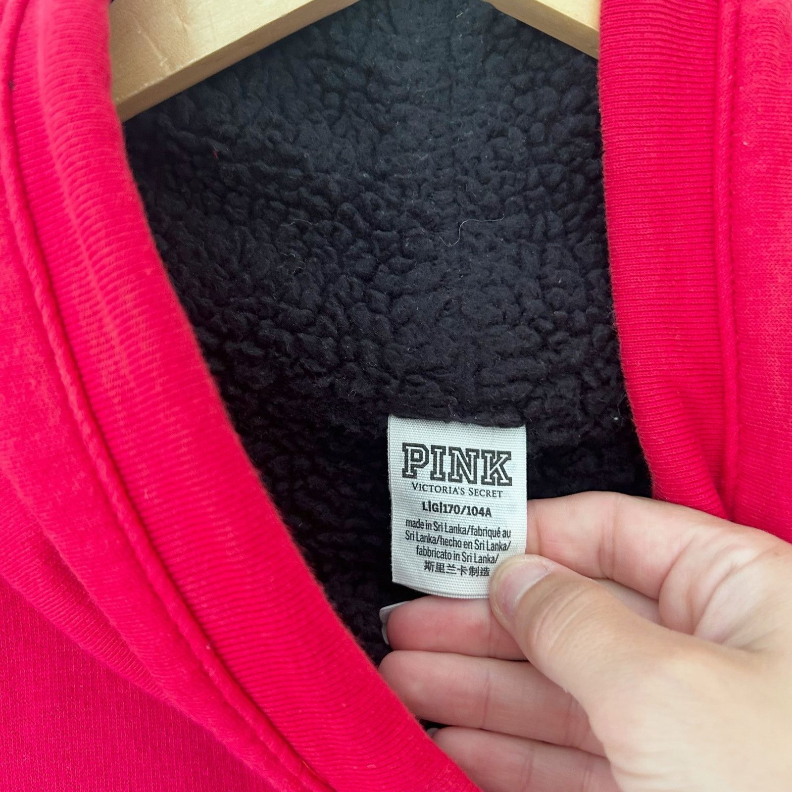 Victoria's Secret Pink Victoria's Secret Sherpa Lined Mock Neck Sweatshirt L Size L / US 10 / IT 46 - 2 Thumbnail