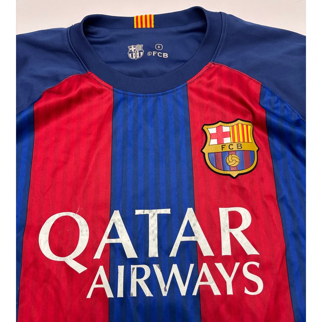 Other MESSI Barcelona Unicef Football Soccer Jersey | Men's Small Size US S / EU 44-46 / 1 - 3 Thumbnail