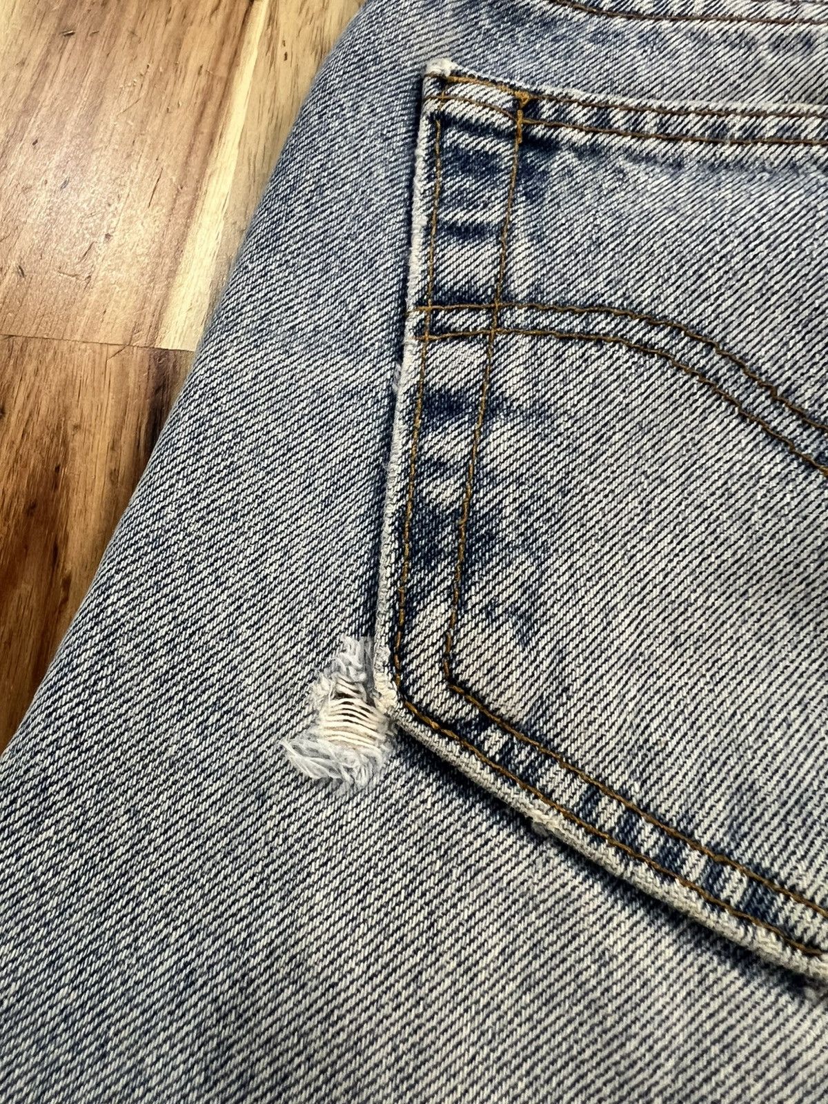Levi's Vintage 90’s Levis 501XX Small e Non Selvedge Denim Jeans Size US 31 - 14 Thumbnail