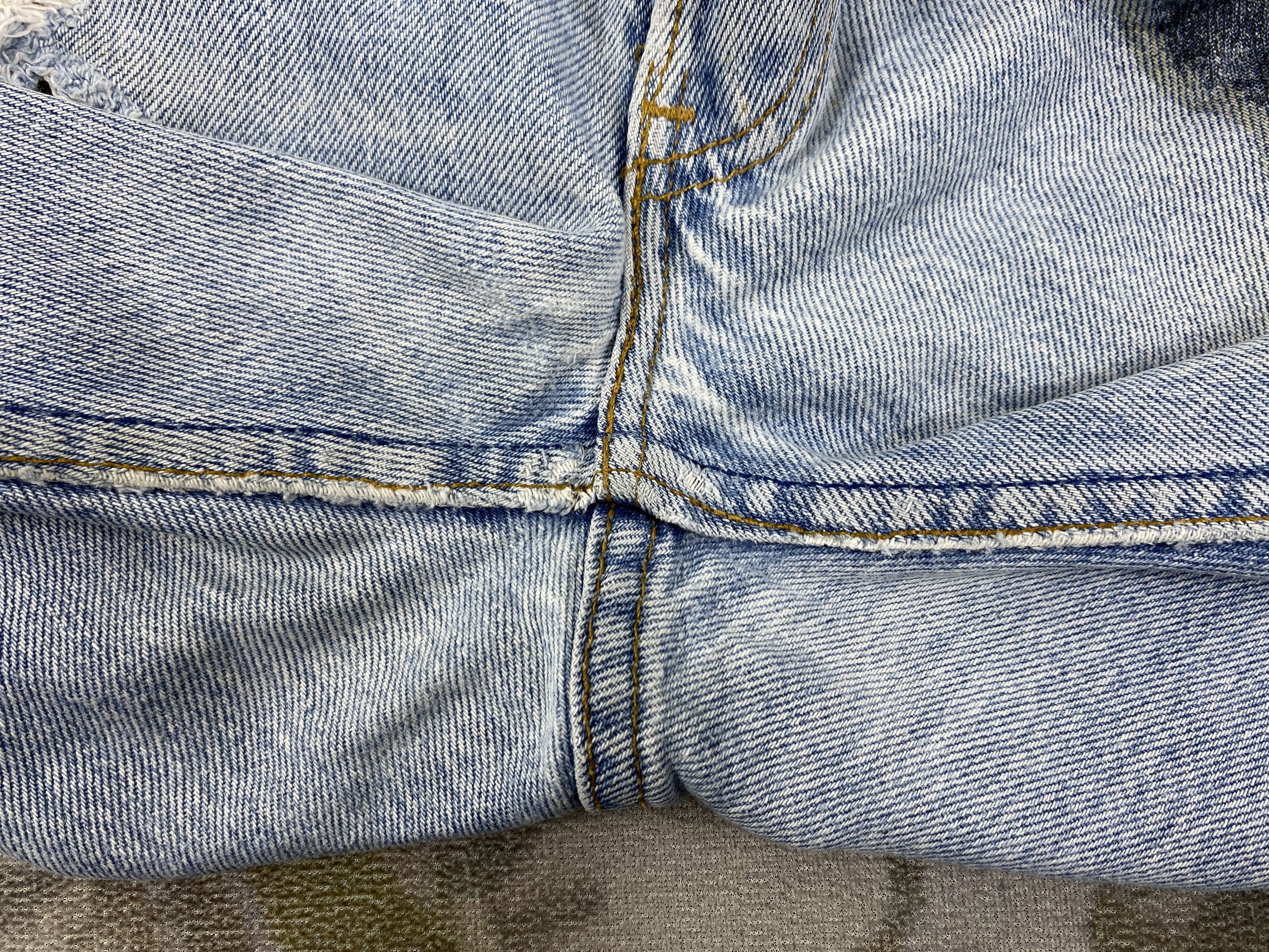 Levi's Distressed Blue Vintage Levi's 501 Jeans 31x31.5 - JN3584 Size US 31 - 14 Thumbnail