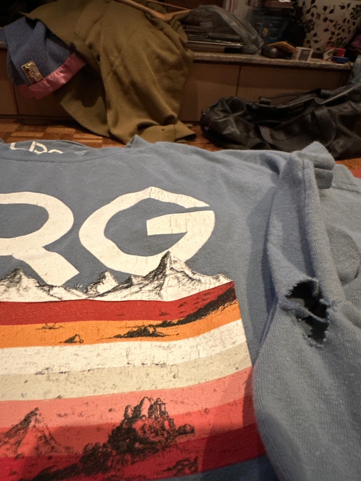 LRG × Vintage Vintage Y2K LRG Mountain Graphic Tee Shirt Size US XL / EU 56 / 4 - 5 Thumbnail