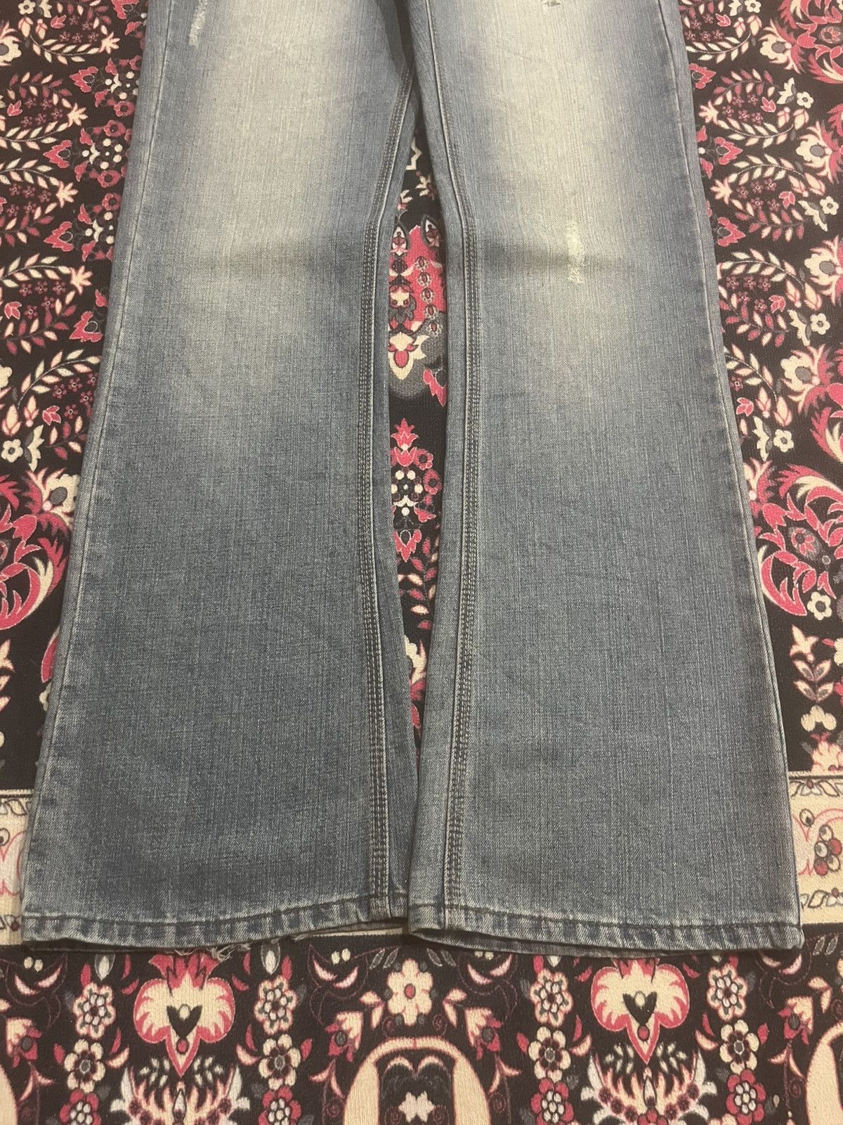 A$AP Rocky × Guess Vintage Guess Dark Grey Washed Whisker Distressed Flare Jean Size US 30 / EU 46 - 8 Thumbnail