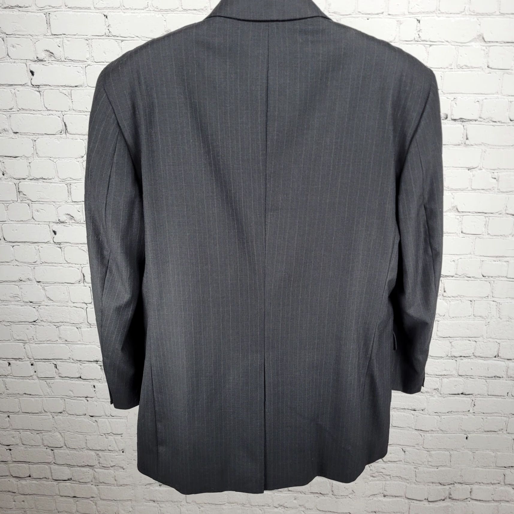 Jos. A. Bank Jos A Bank Black 100% Wool Pinstriped 2 Button Notch Blazer Sport Coat 44L Size 44R - 2 Thumbnail