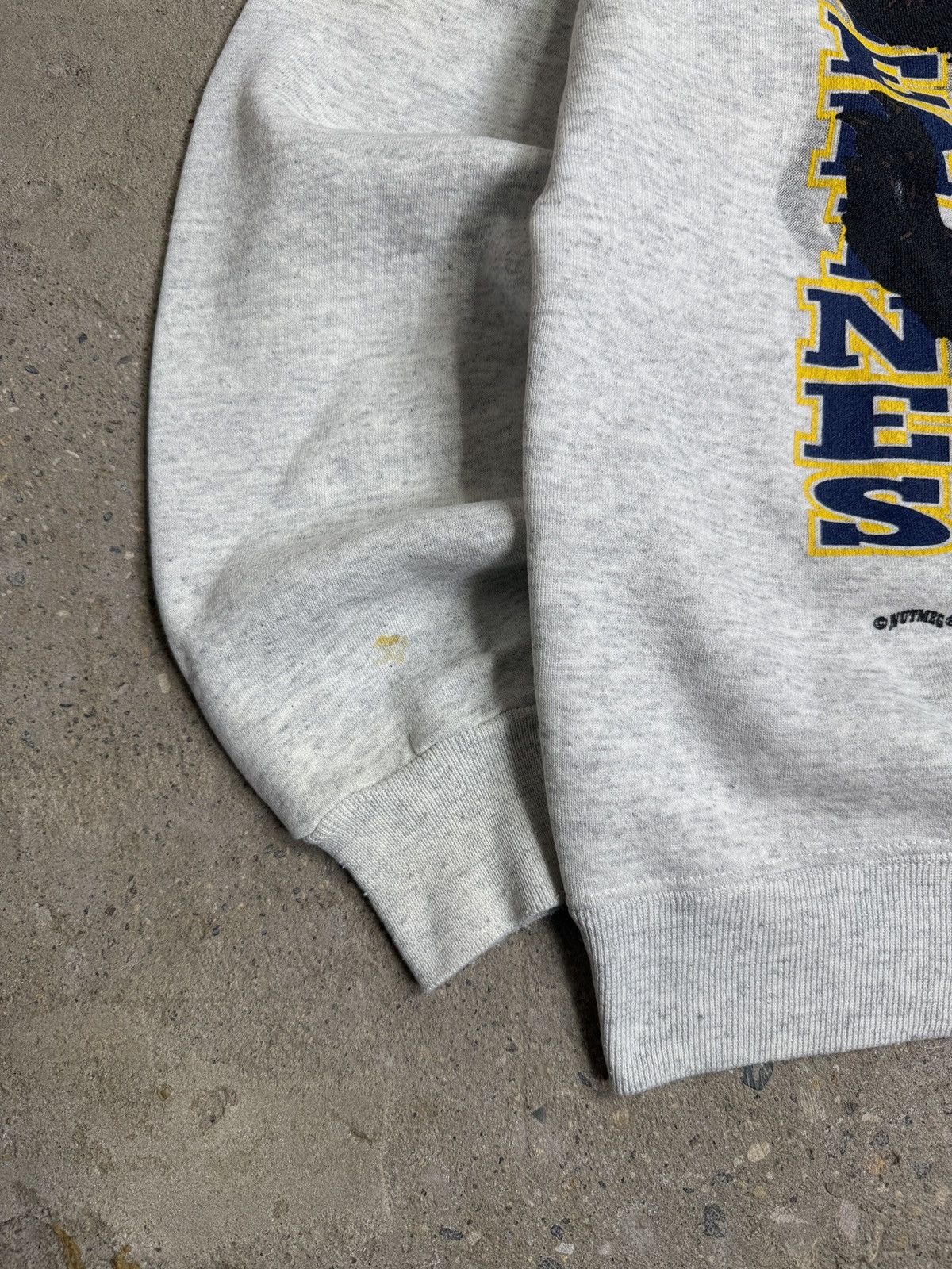 Vintage 1990’s Michigan Wolverines Nutmeg Vintage Crewneck Size US L / EU 52-54 / 3 - 5 Thumbnail