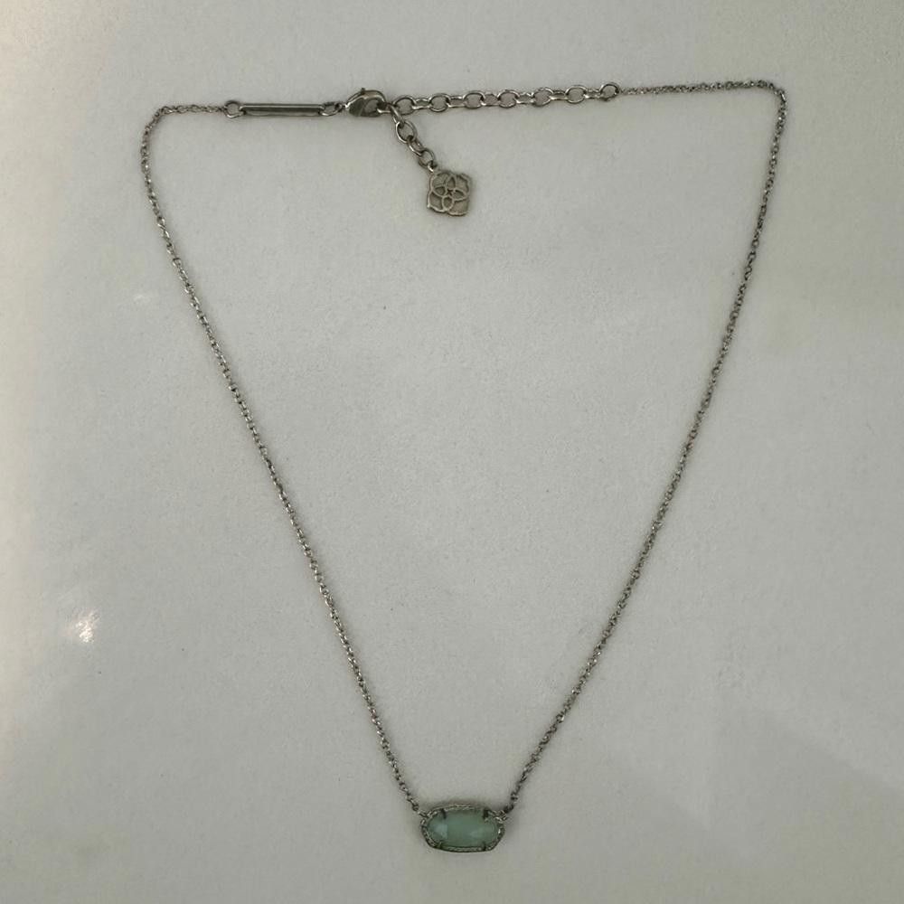 Kendra Scott Kendra Scott Elisa Gold and Chalcedony Green Glass Necklace Size ONE SIZE - 4 Thumbnail