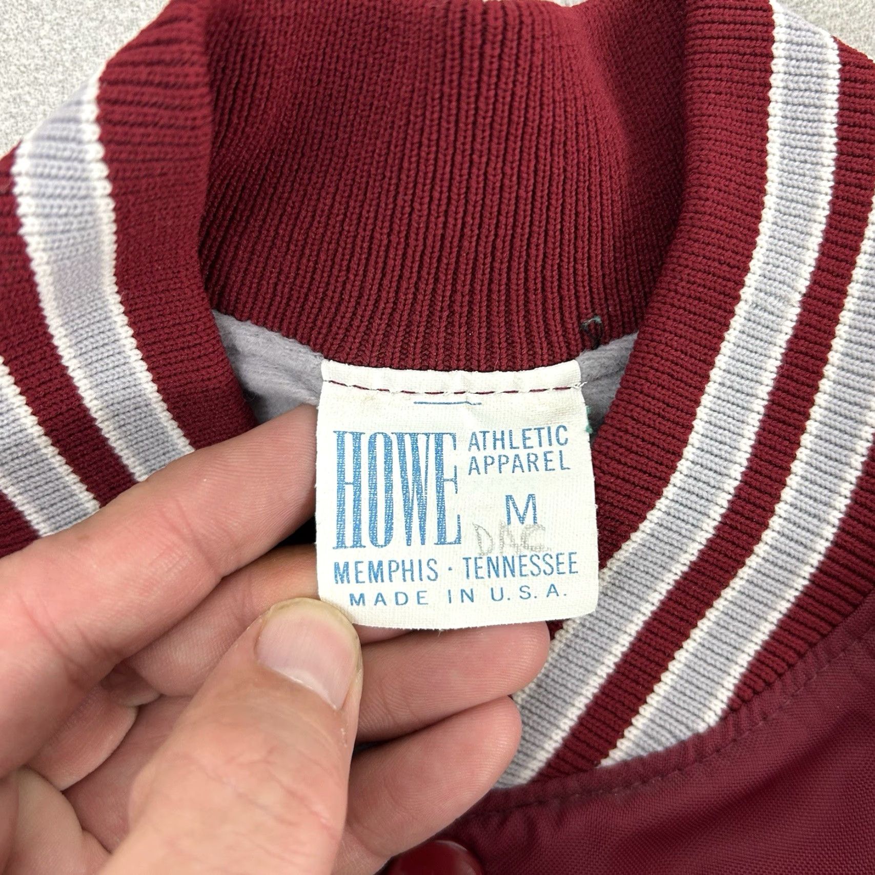 Vintage VINTAGE Howe Athletic Jacket Oilers Red Made in USA Mens Medium 80s 90s Sn ap? Size US M / EU 48-50 / 2 - 4 Thumbnail
