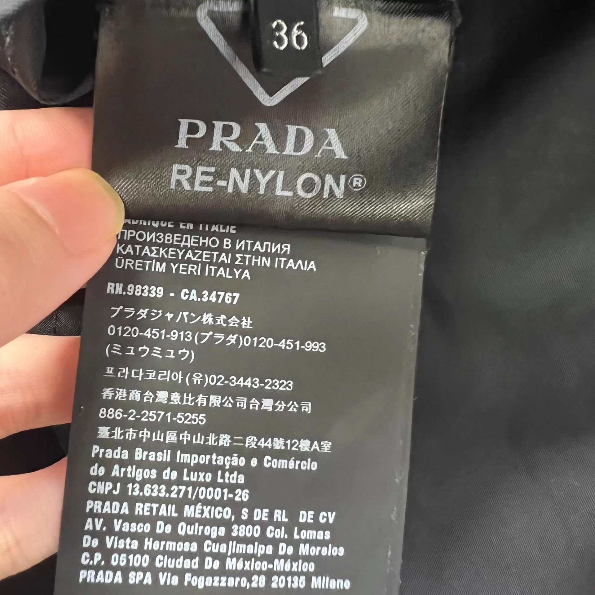 Prada Prada triangular logo short jacket, size 36 Size M / US 6-8 / IT 42-44 - 5 Thumbnail